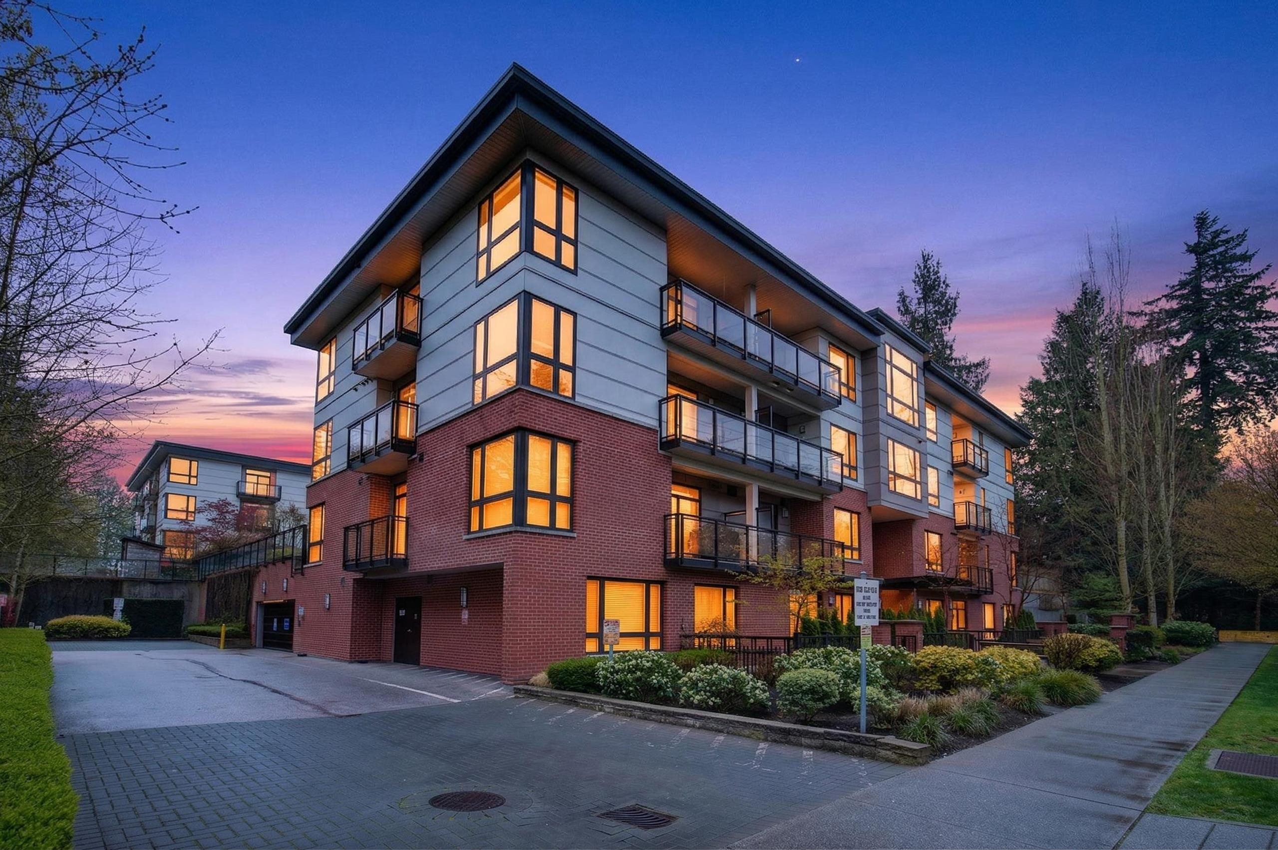 312-14358 60 Avenue, Surrey, BC, V3X 0G3