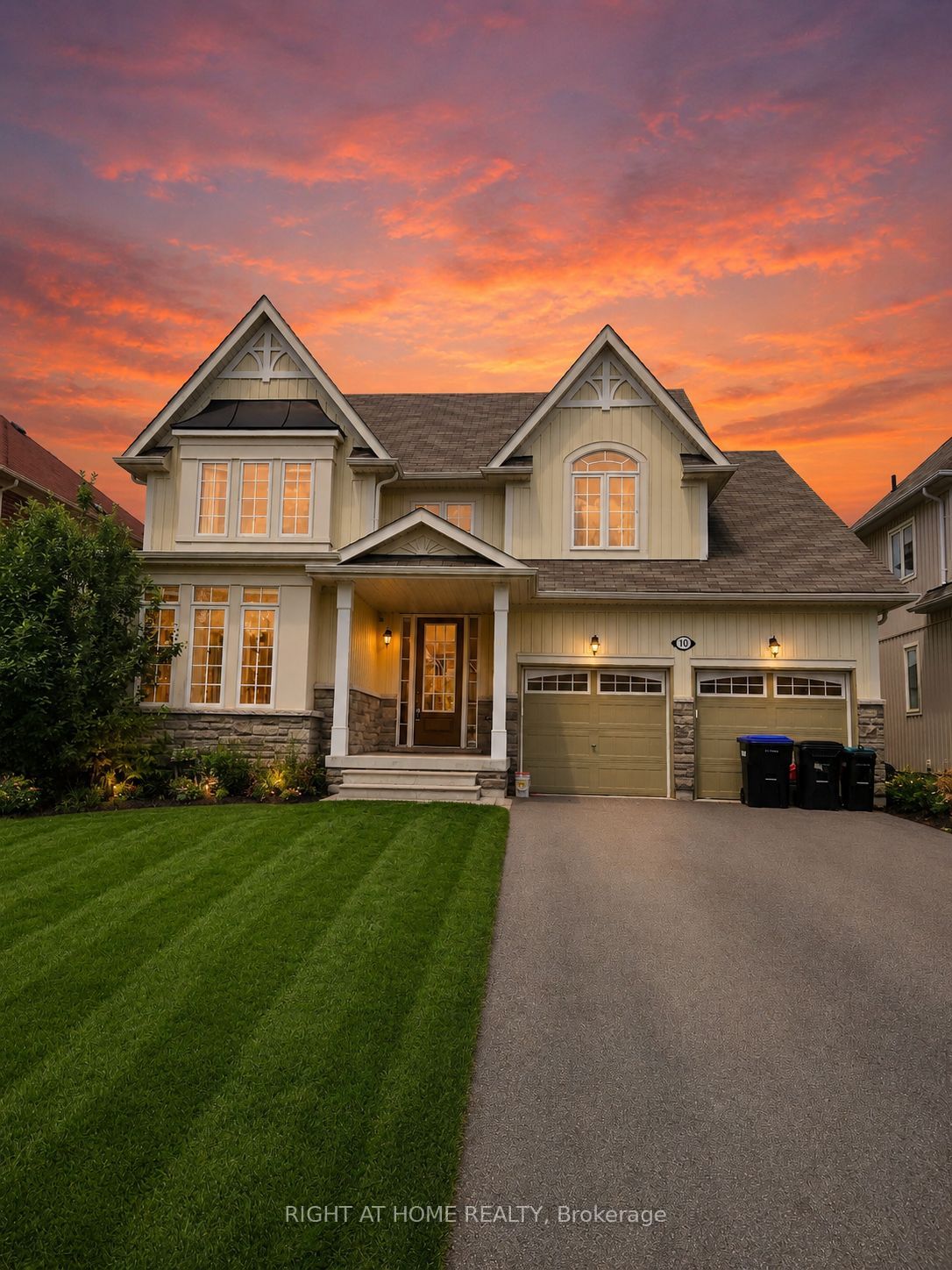 10 Collier Crescent, Essa, ON, L0M 1B5