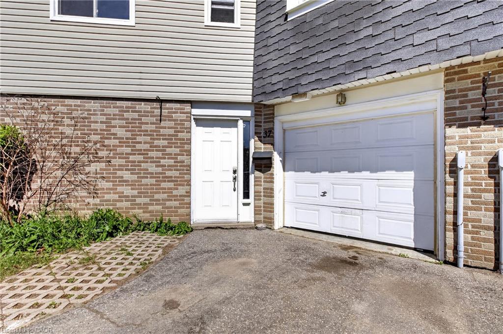 37-60 Elmsdale Drive, Kitchener, ON, N2E 2G4 photo 5