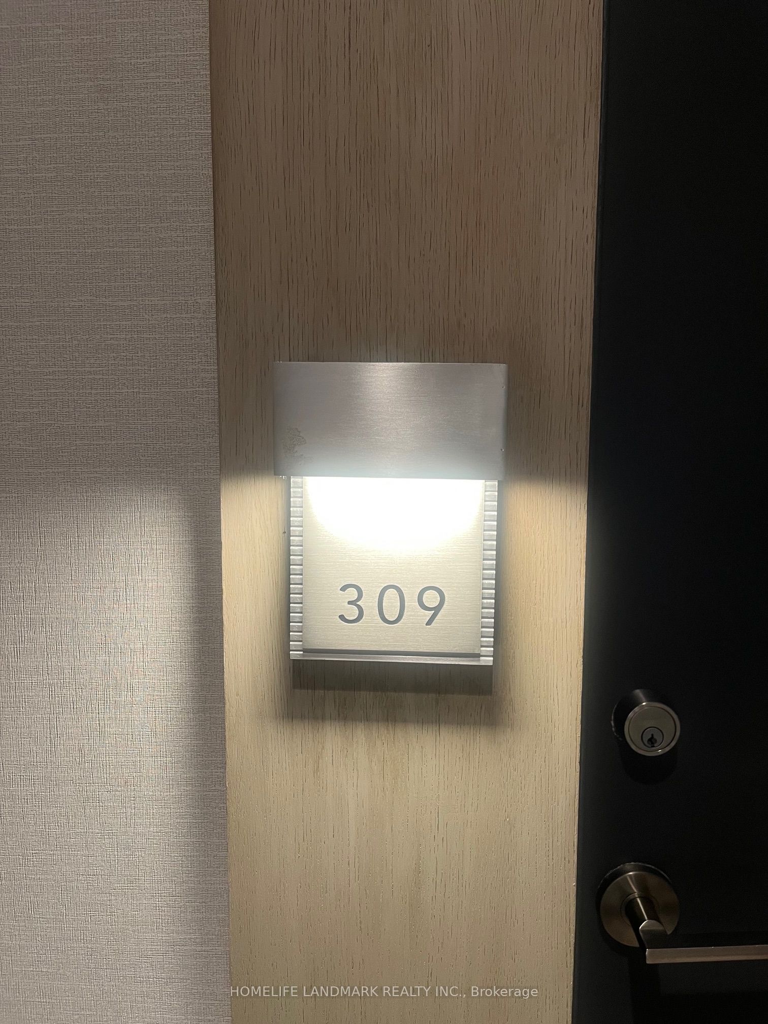 Additional image 4 of S309-8 Olympic Garden Drive, Toronto, ON, M2M 0B9