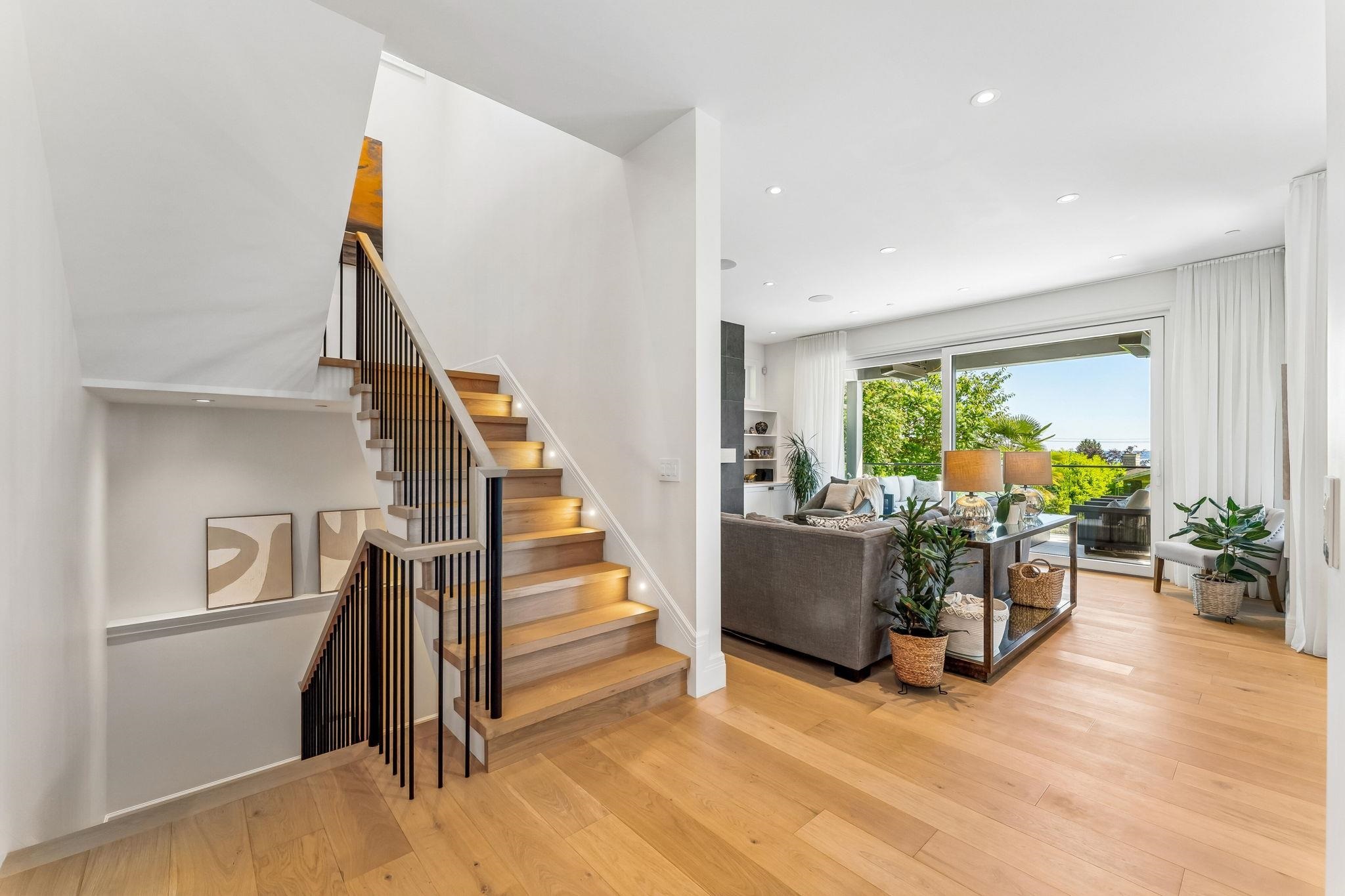 2668 Haywood Avenue, West Vancouver, BC, V7V 1Y6 photo 5