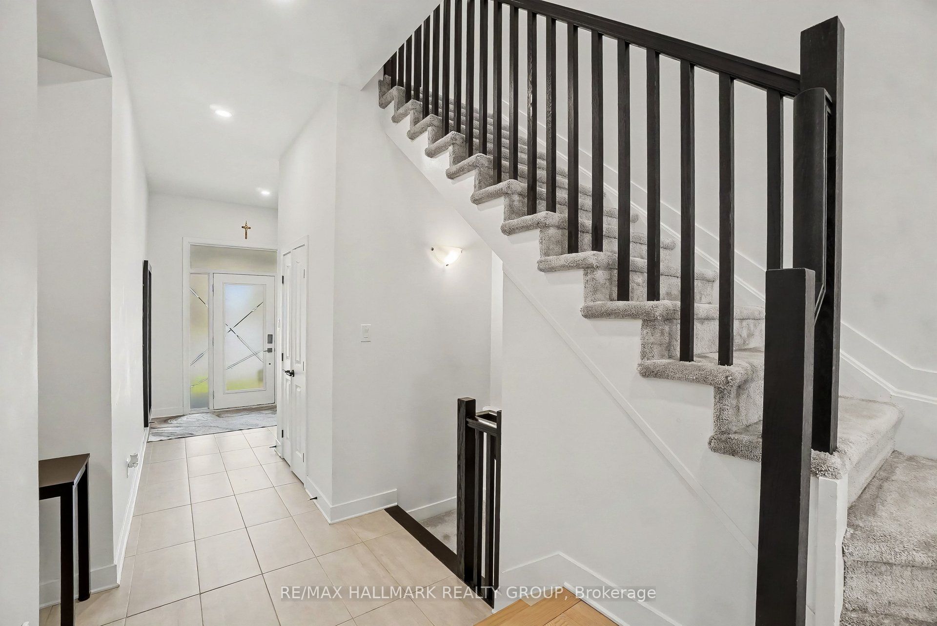 Additional image 6 of 323 Wabasso Lane, Ottawa, ON, K1T 0T2