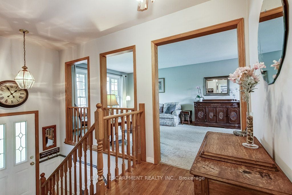 Additional image 4 of 633 Sheraton Road, Burlington, ON, L7L 4B3