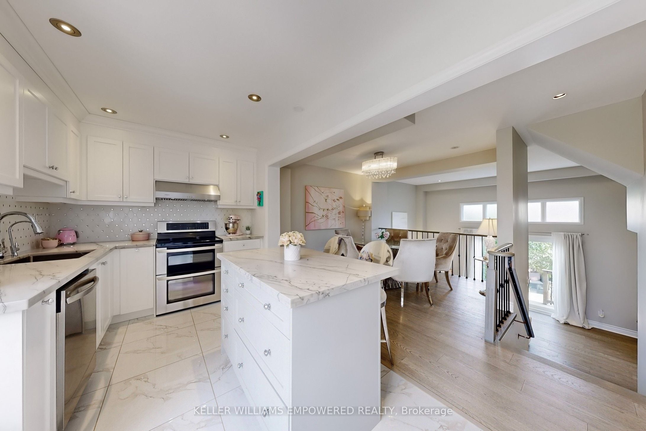 69 Crieff Avenue, Vaughan, ON, L6A 2B9 photo 2