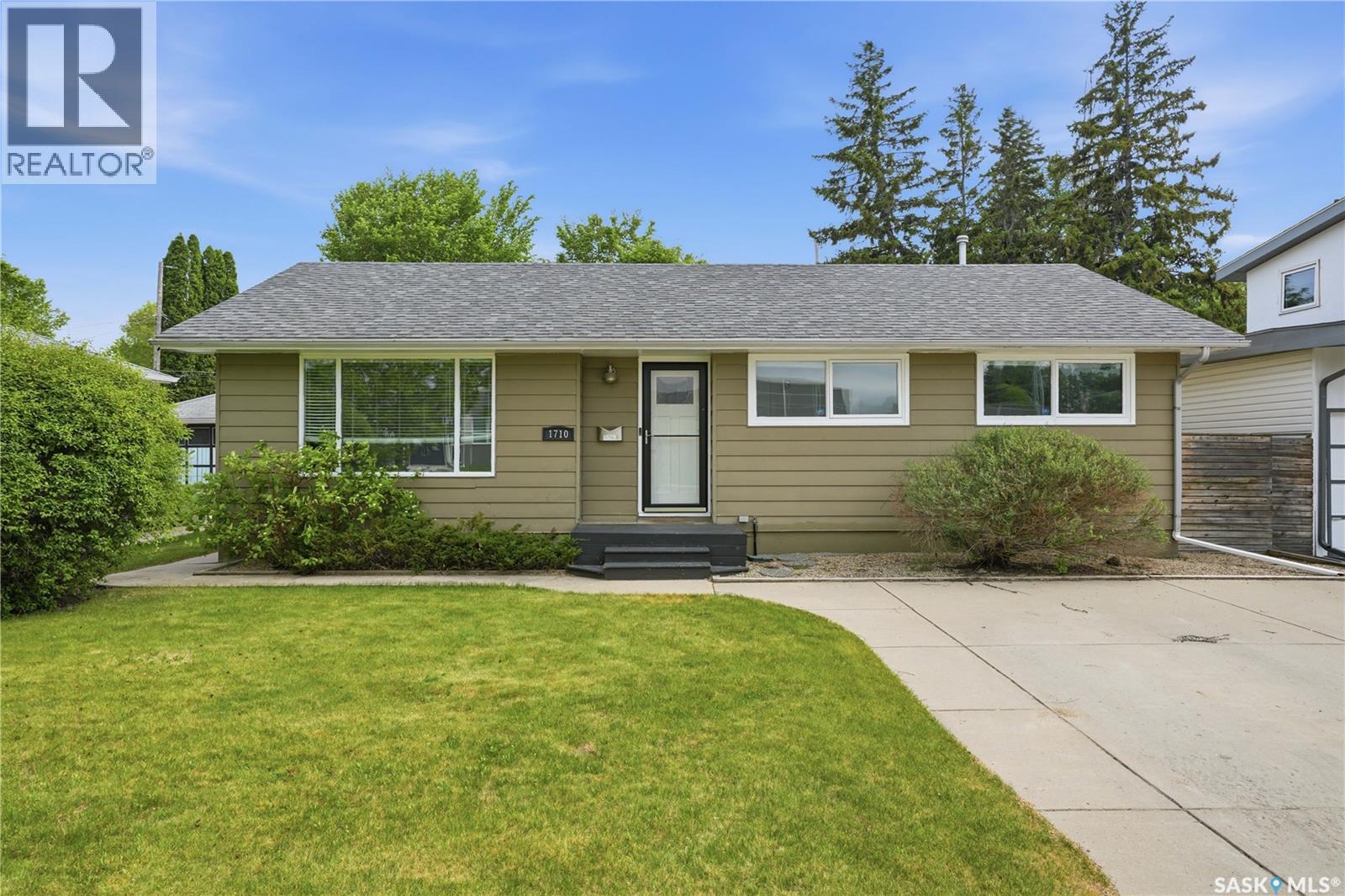 1710 Drinkle Street, Saskatoon, SK, S7J0P7