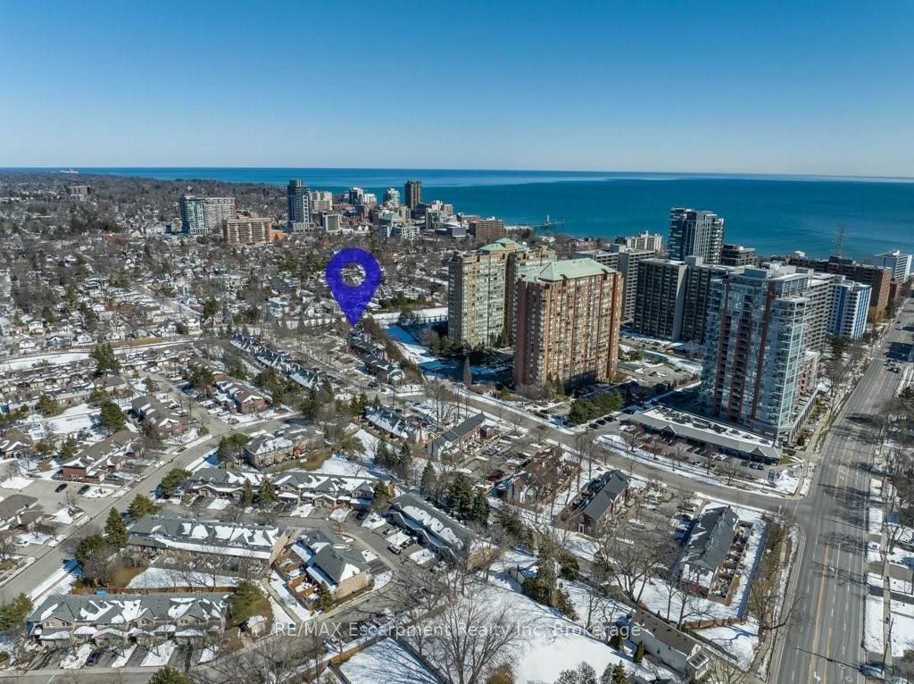 Additional image 2 of 11-1280 Maple Crossing Boulevard, Burlington, ON, L7S 2G2