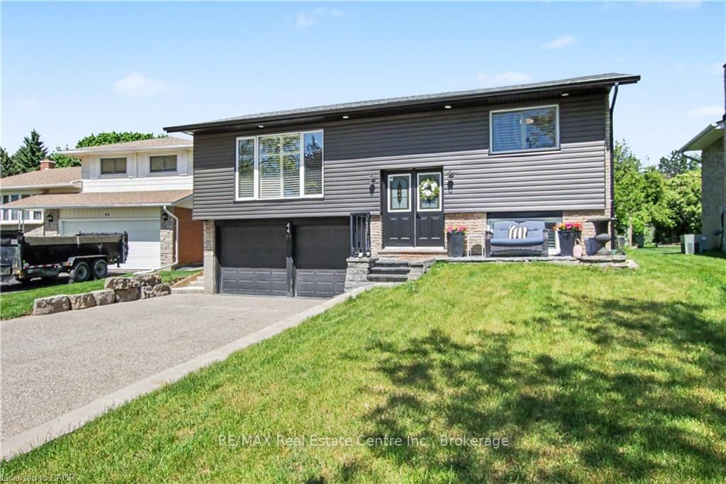 44 Oakhurst Crescent, Kitchener, ON, N2B 3K3 photo 3