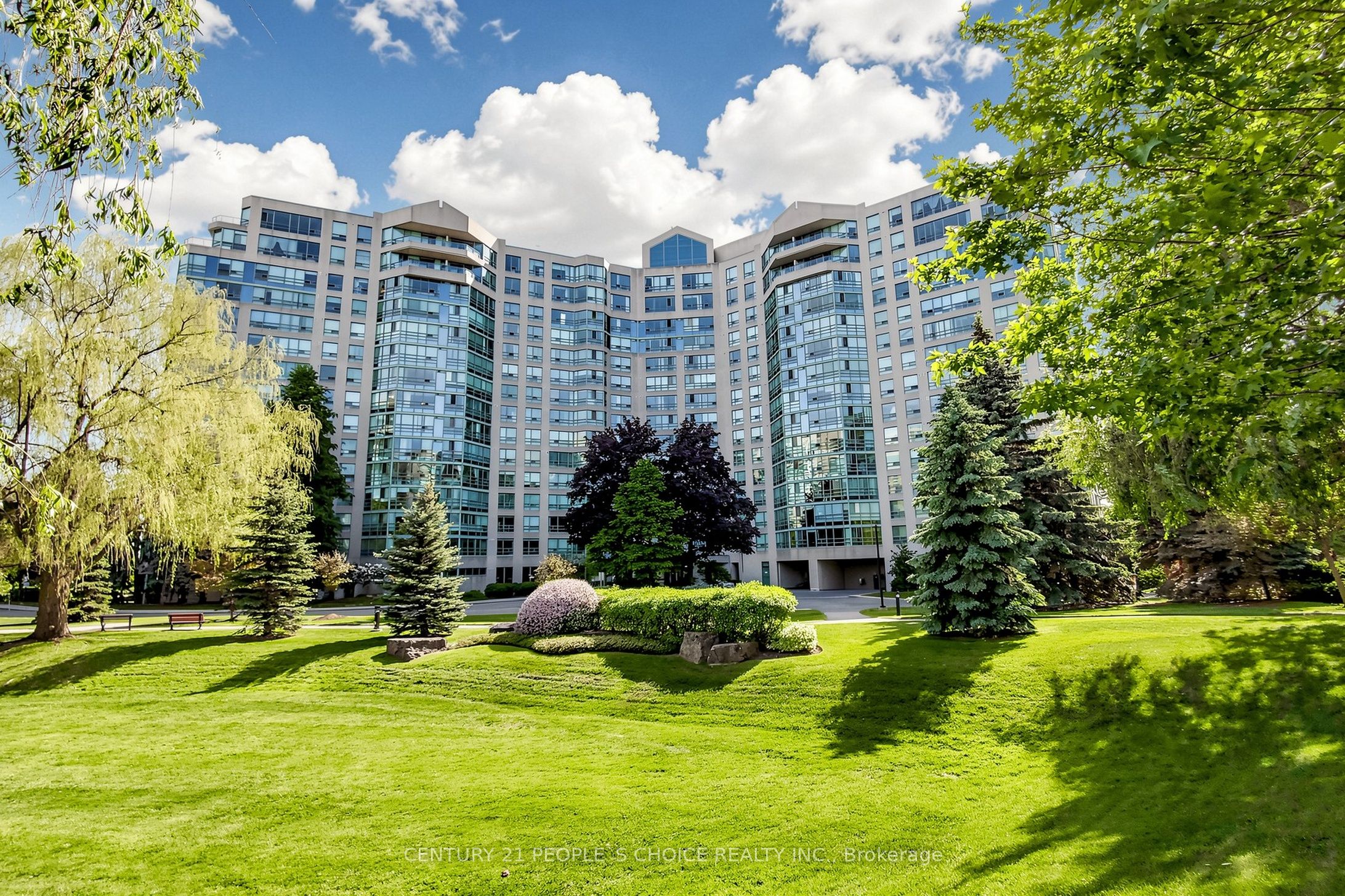 Additional image 2 of #413-7805 Bayview Avenue, Markham, ON, L3T 7N1