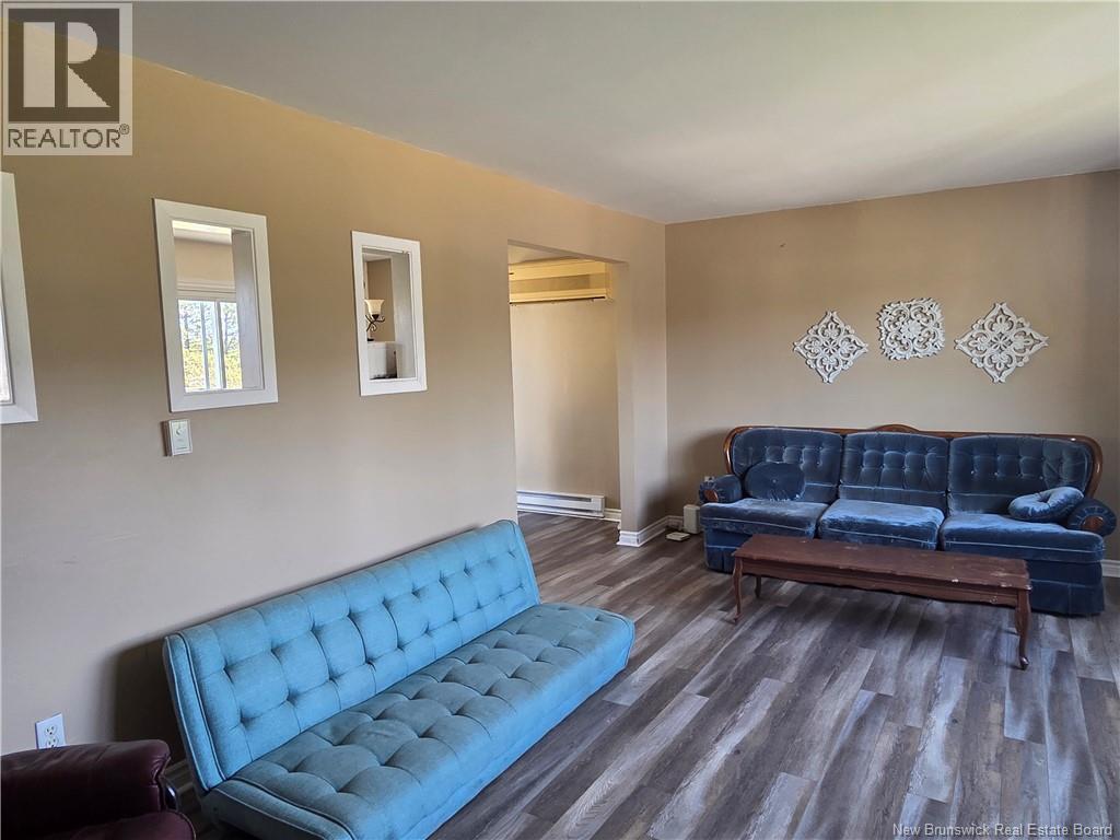 19 Anne Street, Moncton, NB, E1C4J4 photo 2