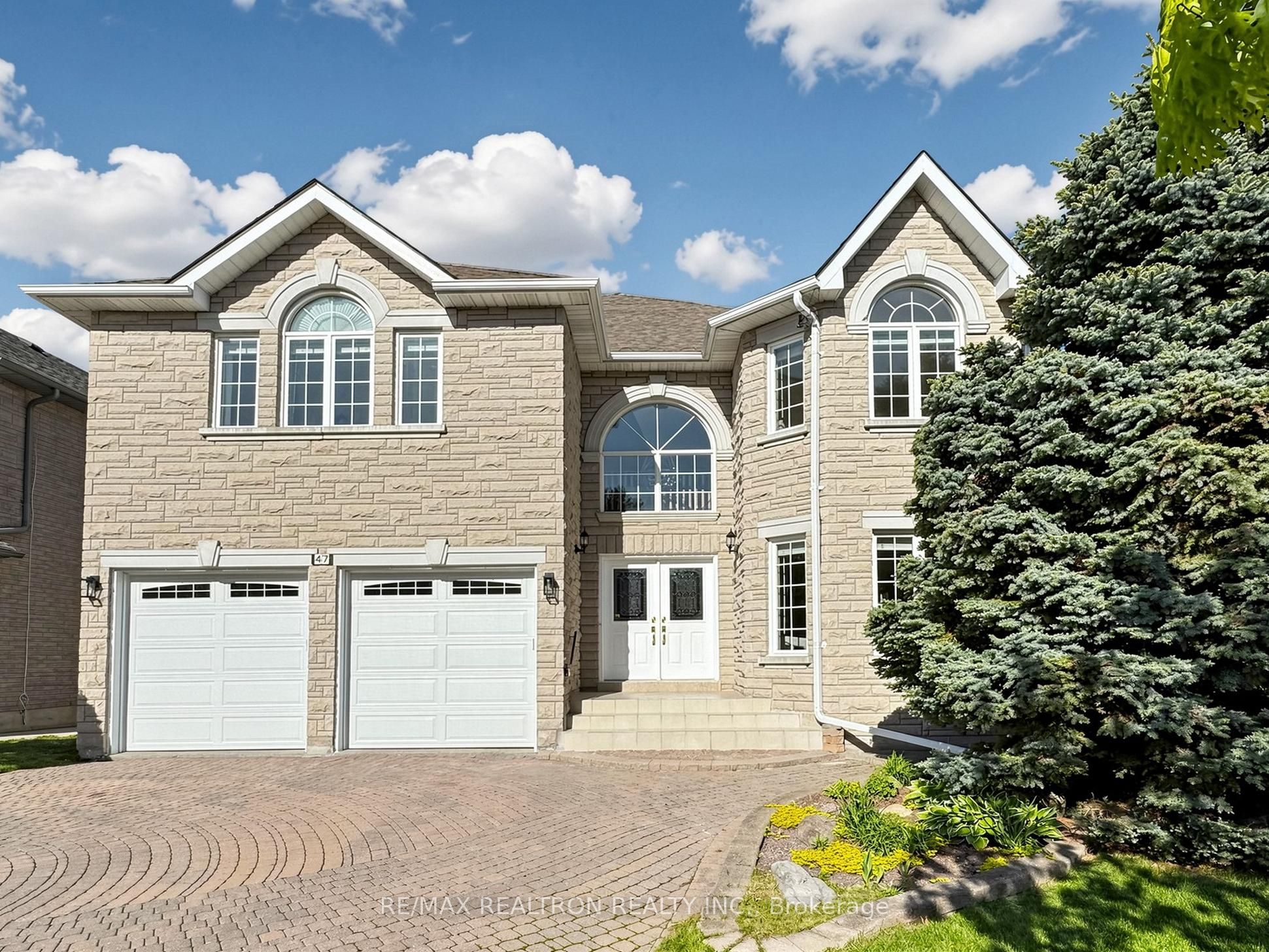 47 El Dorado Street, Richmond Hill, ON, L4C 0G8 photo 2