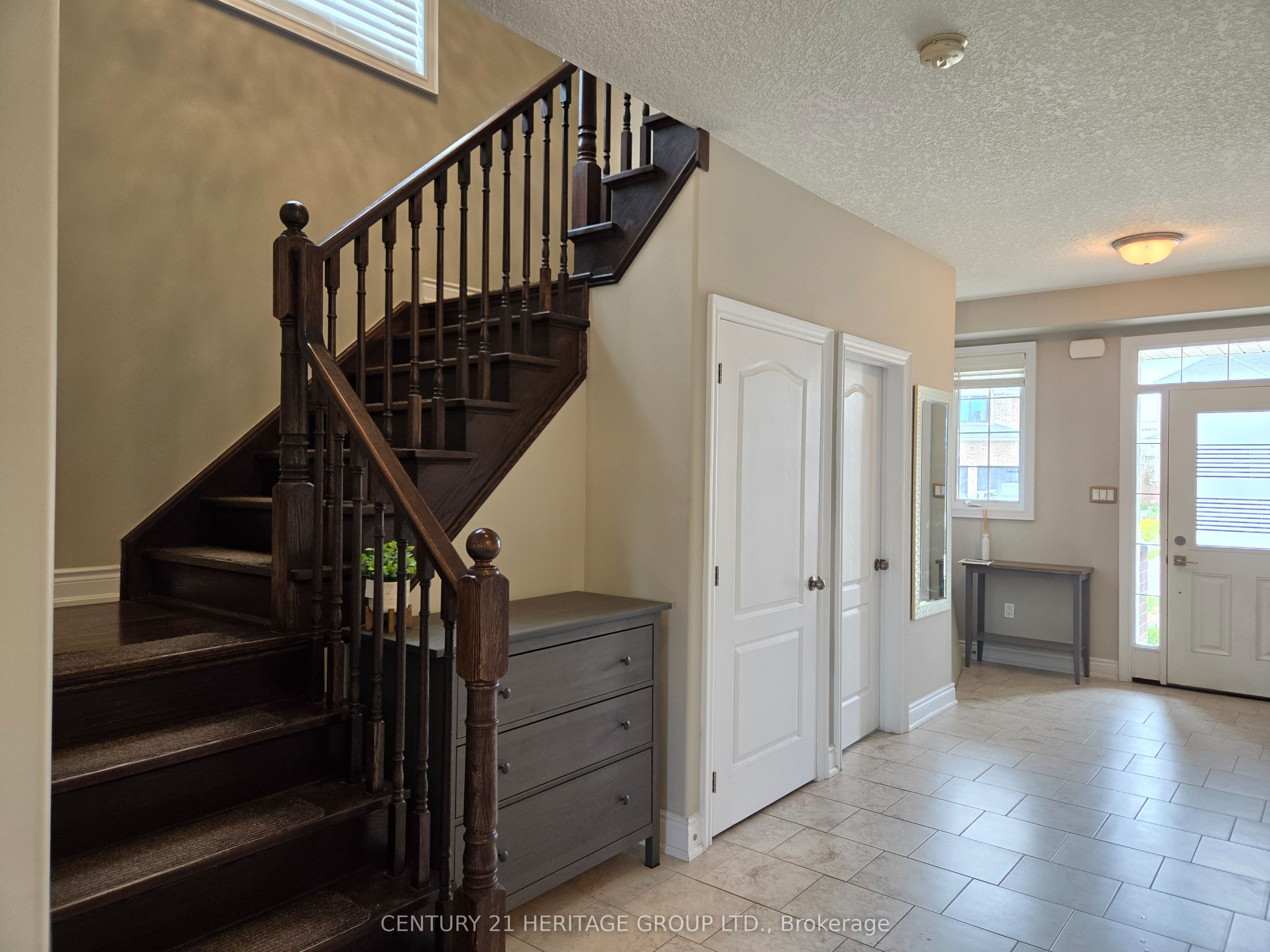 46 Nathan Crescent, Barrie, ON, L4N 0S2 photo 4
