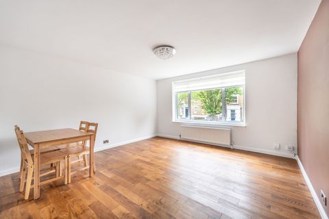 Mount Avenue, Ealing Broadway, London W5