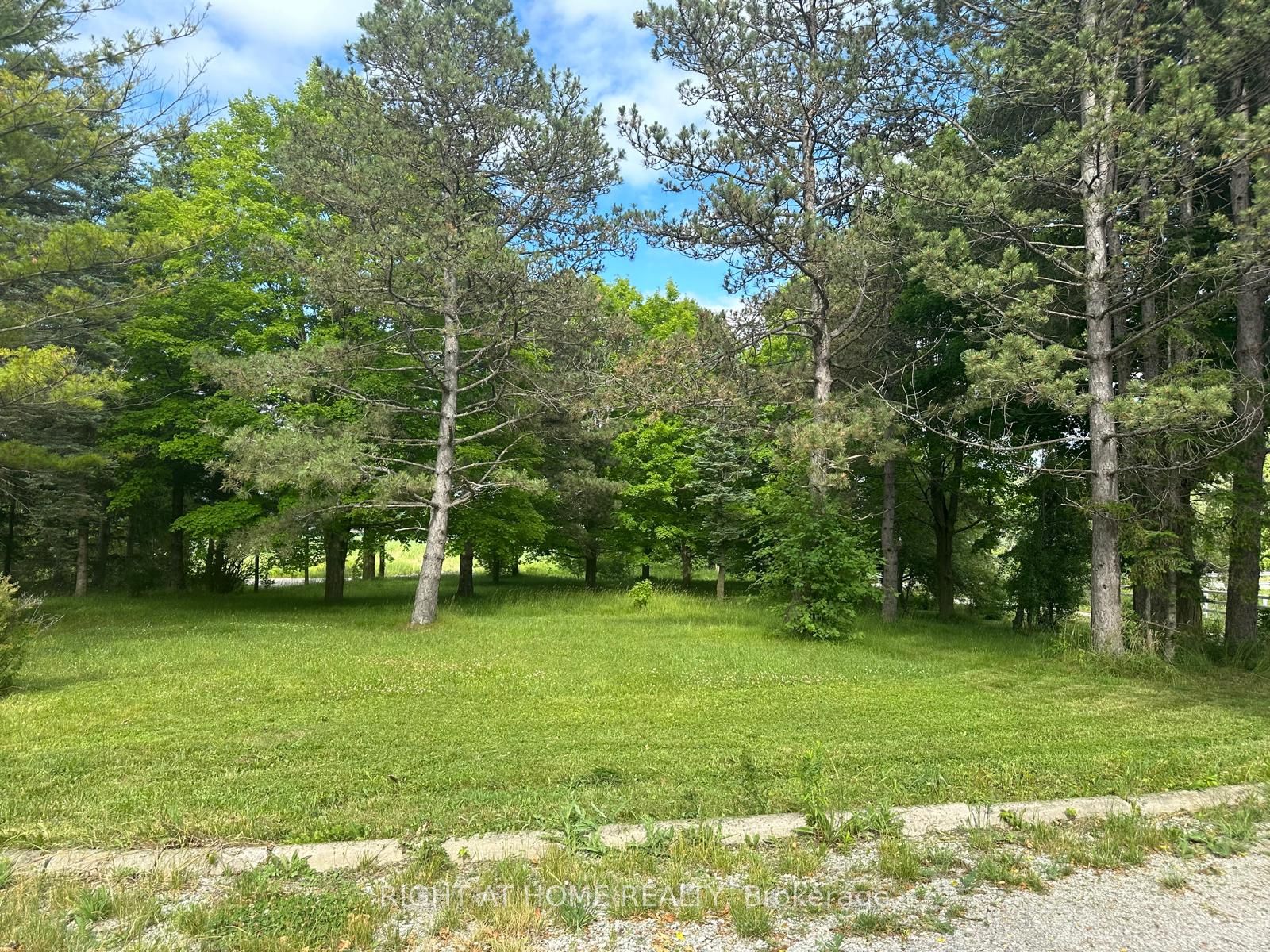 Additional image 3 of 17400 10th Concession N, King, ON, L0G 1T0