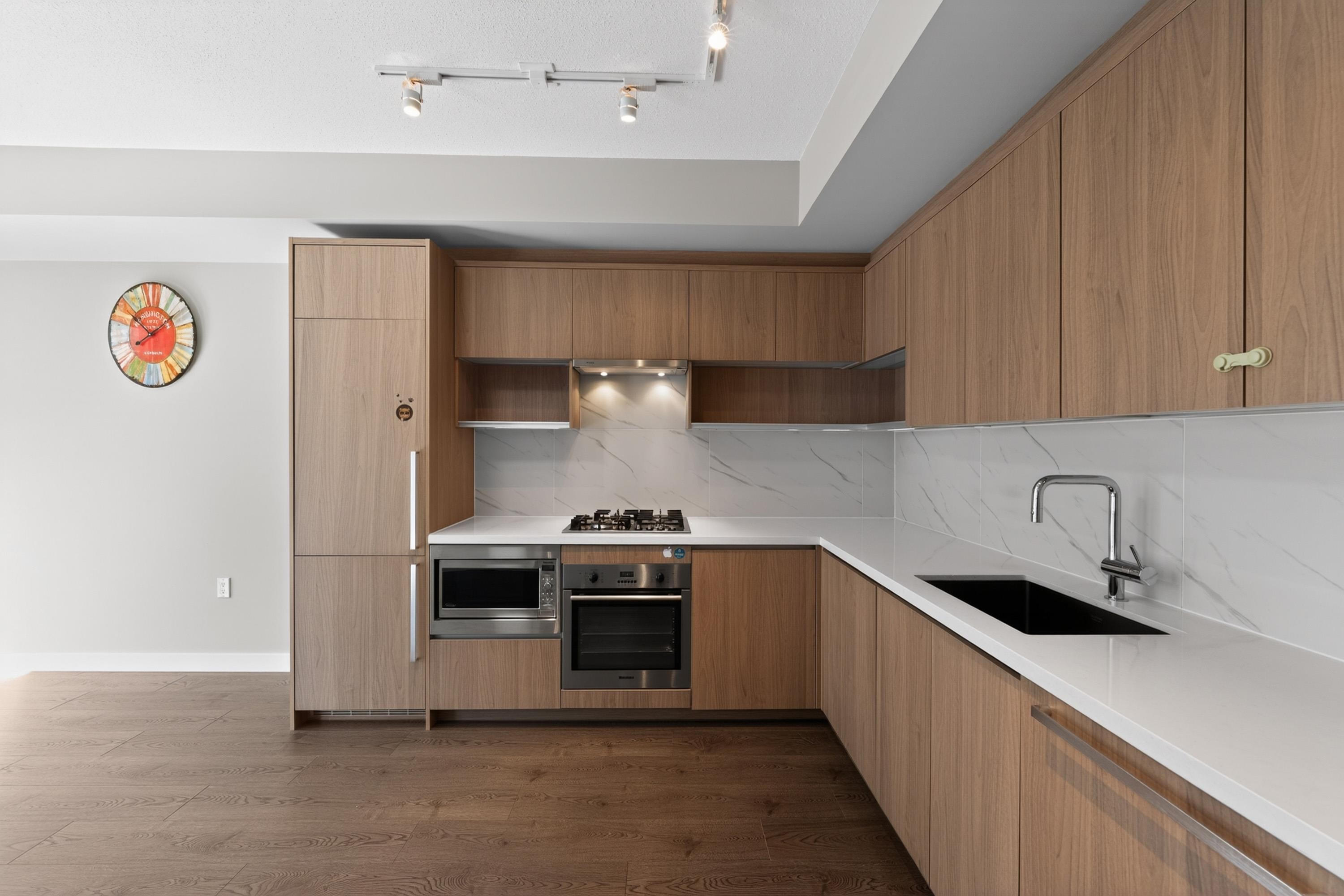 227-9388 Odlin Road, Richmond, BC, V6X 0L5 photo 5