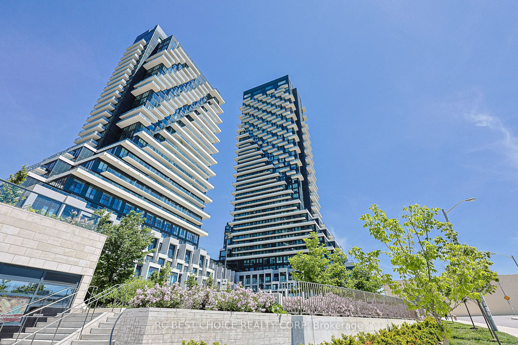 Additional image 2 of 3309-30 Inn On The Park Drive, Toronto, ON, M3C 0P8