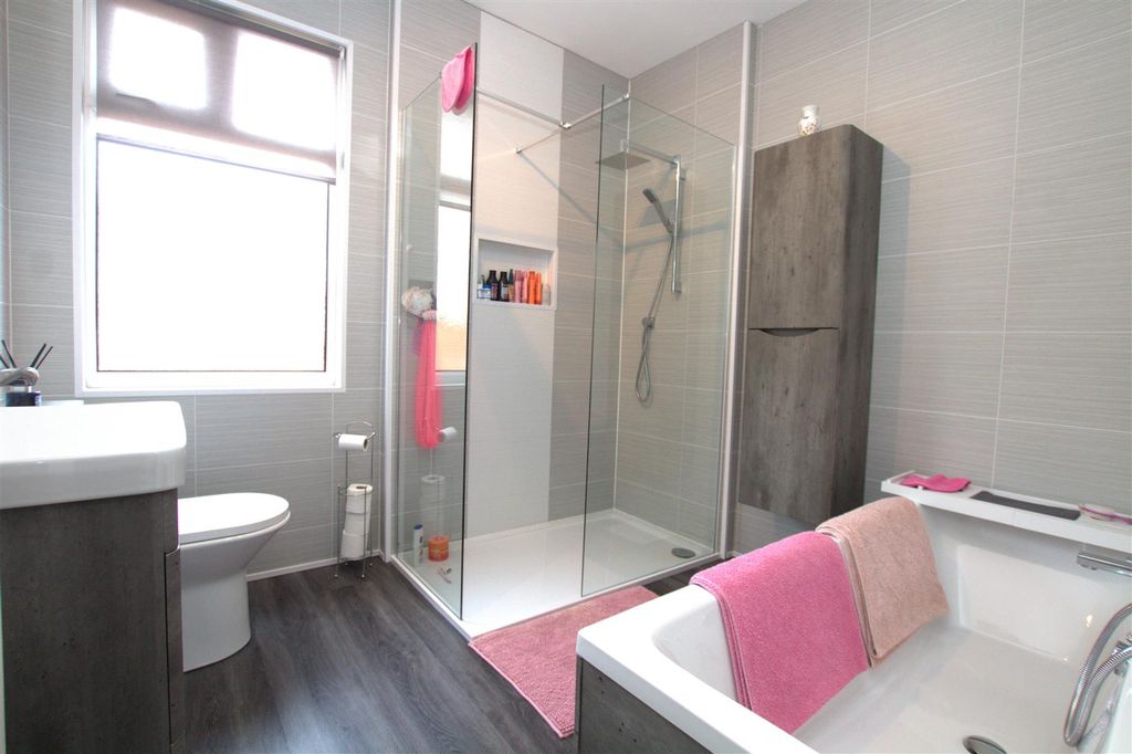 Additional image 8 of 3 bed detached bungalow for saleQueensland Avenue, Redcar TS10