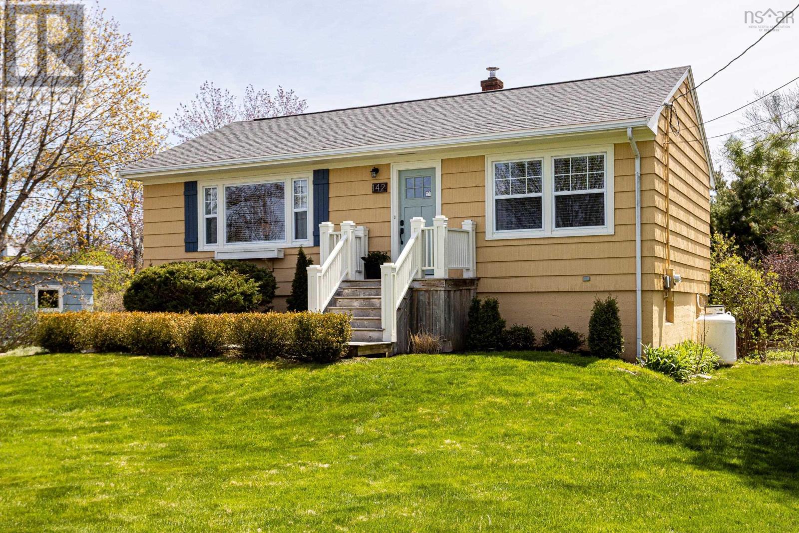 142 Frederick Avenue, Halifax, NS, B3N2L3