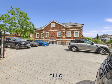 Newlands House, Tenterden Grove NW4