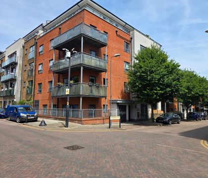 Rosse Gardens, Desvignes Drive, London, Greater London SE13
