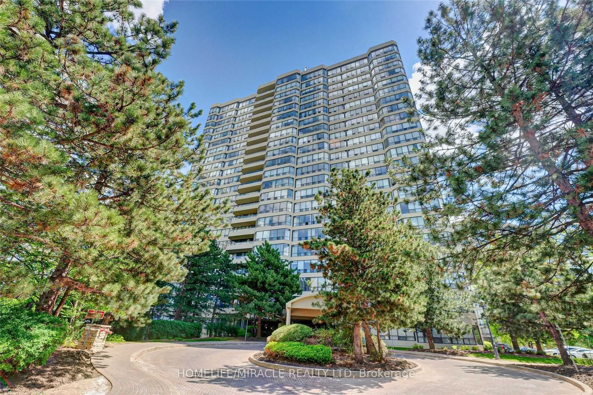 908-24 Hanover Road, Brampton, ON, L6S 5K8