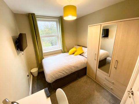Salisbury Road, Reading RG30, Room to rent