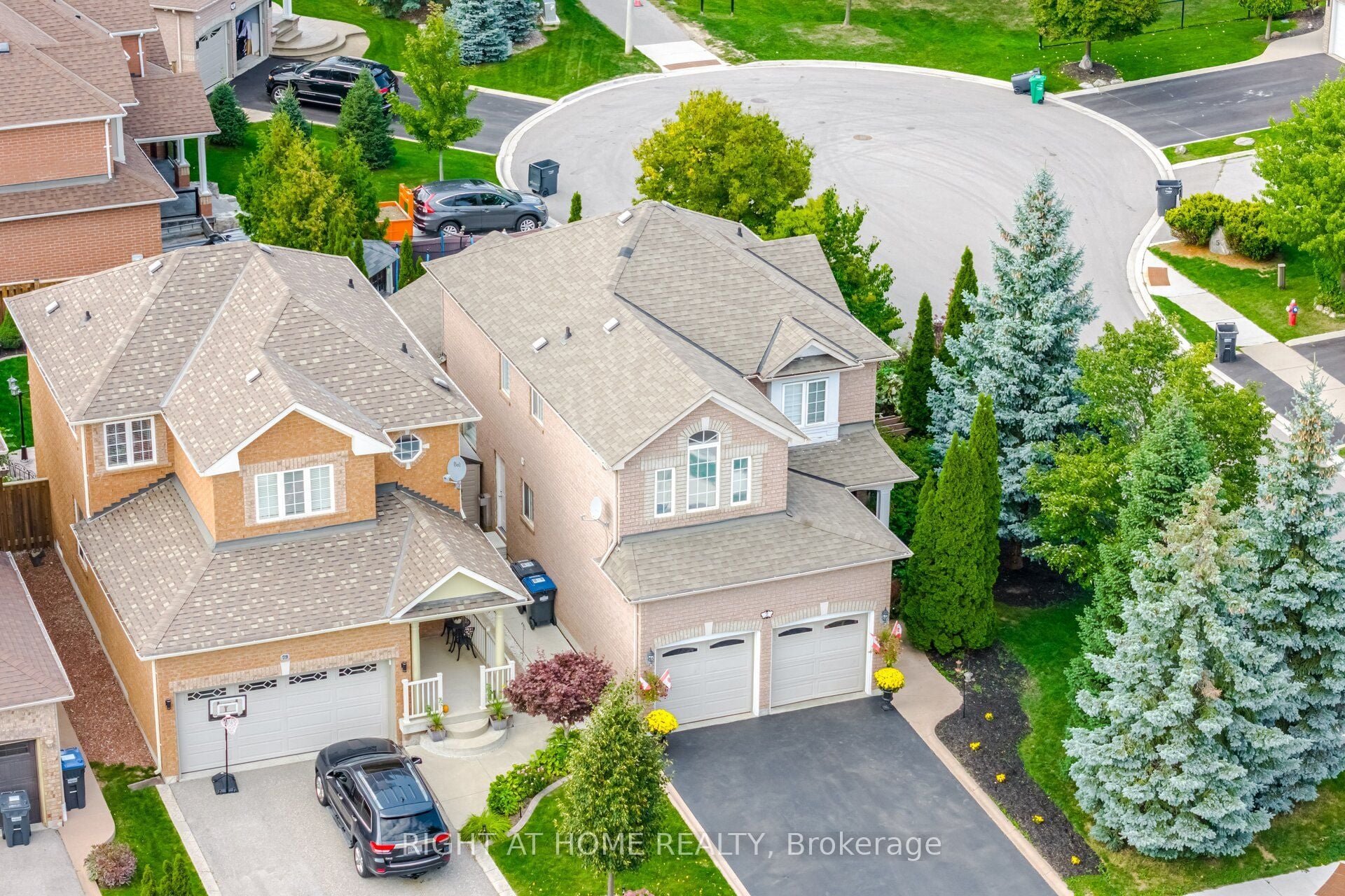 2 Melrose Gardens, Brampton, ON, L7A 1J7 photo 2