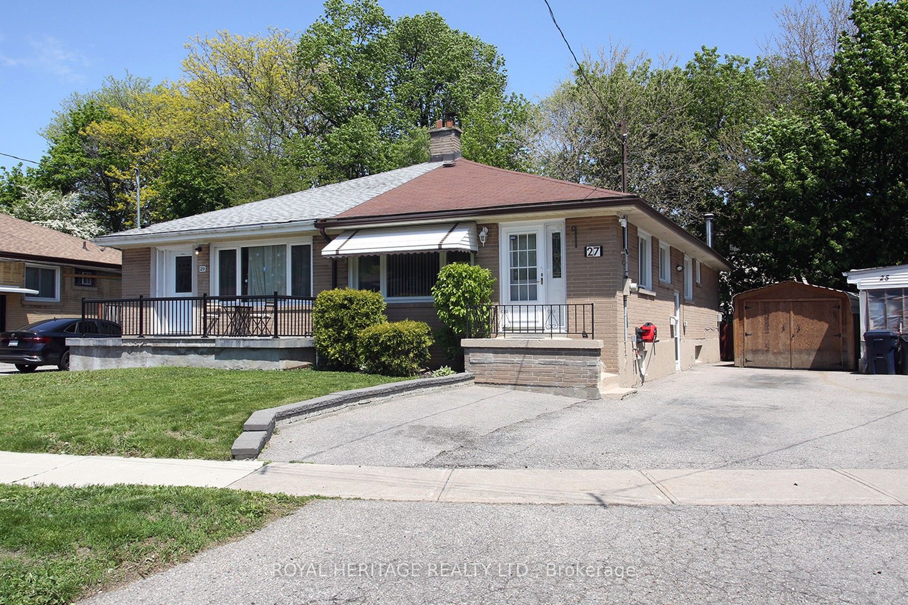 27 Medway Crescent, Toronto, ON, M1P 3T7 photo 4