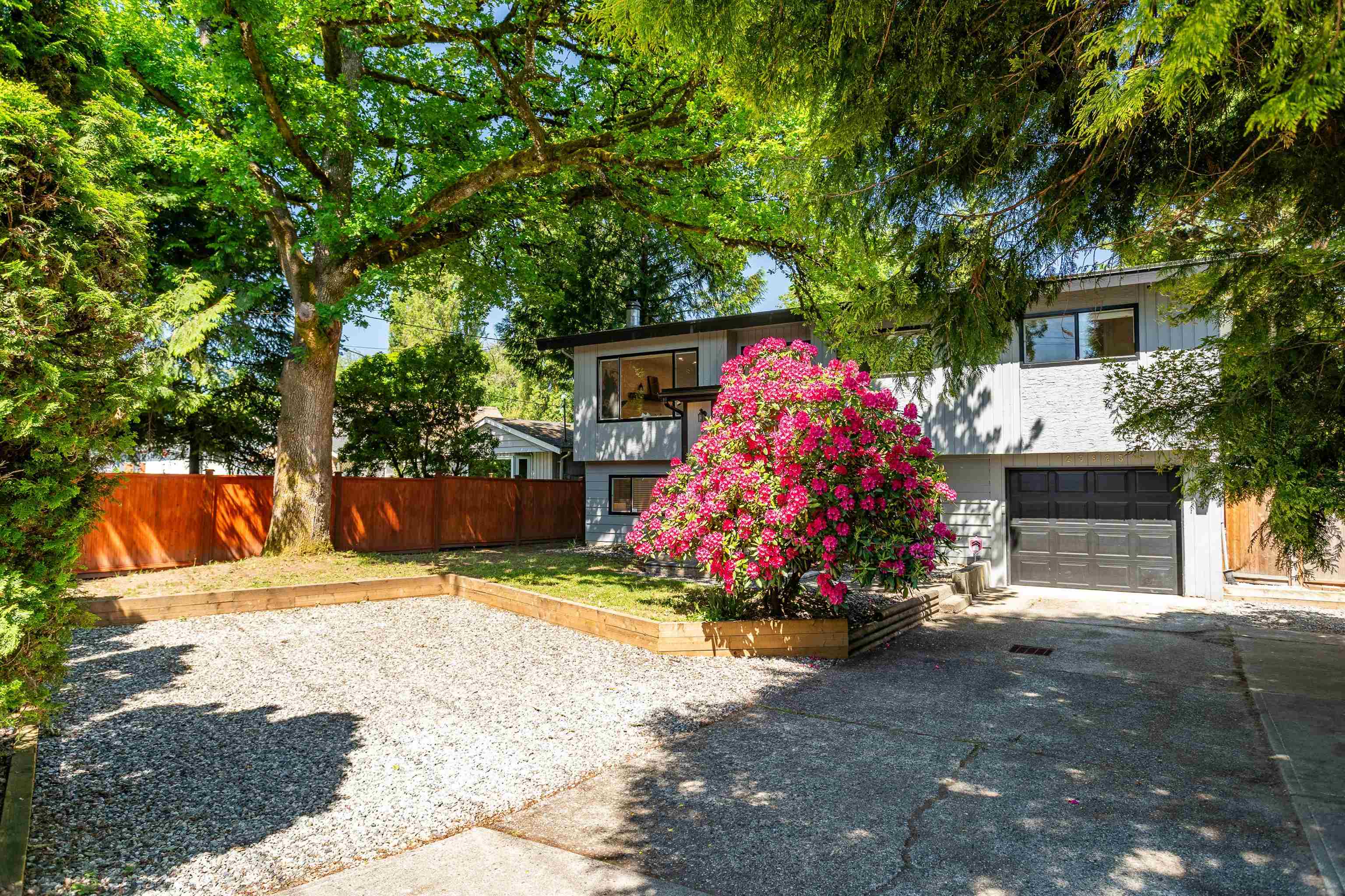 20823 River Road, Maple Ridge, BC, V2X 1Z8 photo 3