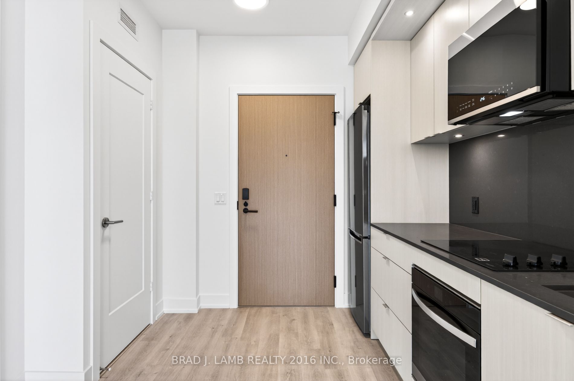 Additional image 3 of PH#14-25 Cordova Avenue, Toronto, ON, M9A 0E5