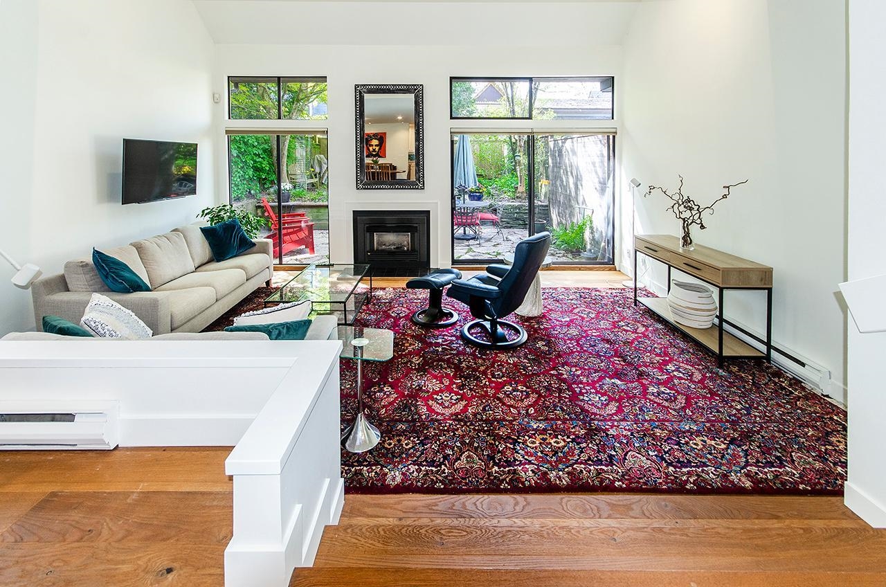 TH-2324 6th Avenue W, Vancouver, BC, V6K 1V9