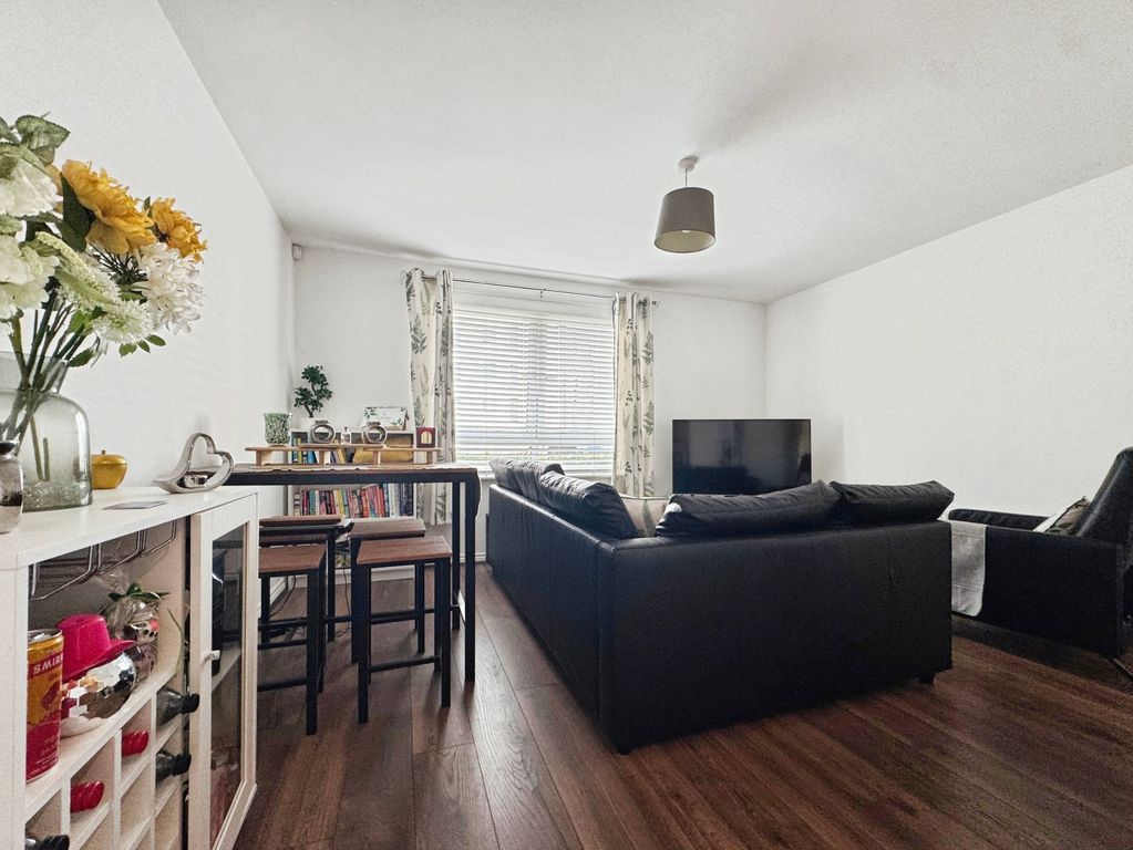 Additional image 4 of 2 bed flat for saleWhimbrel Wynd, Renfrew PA4