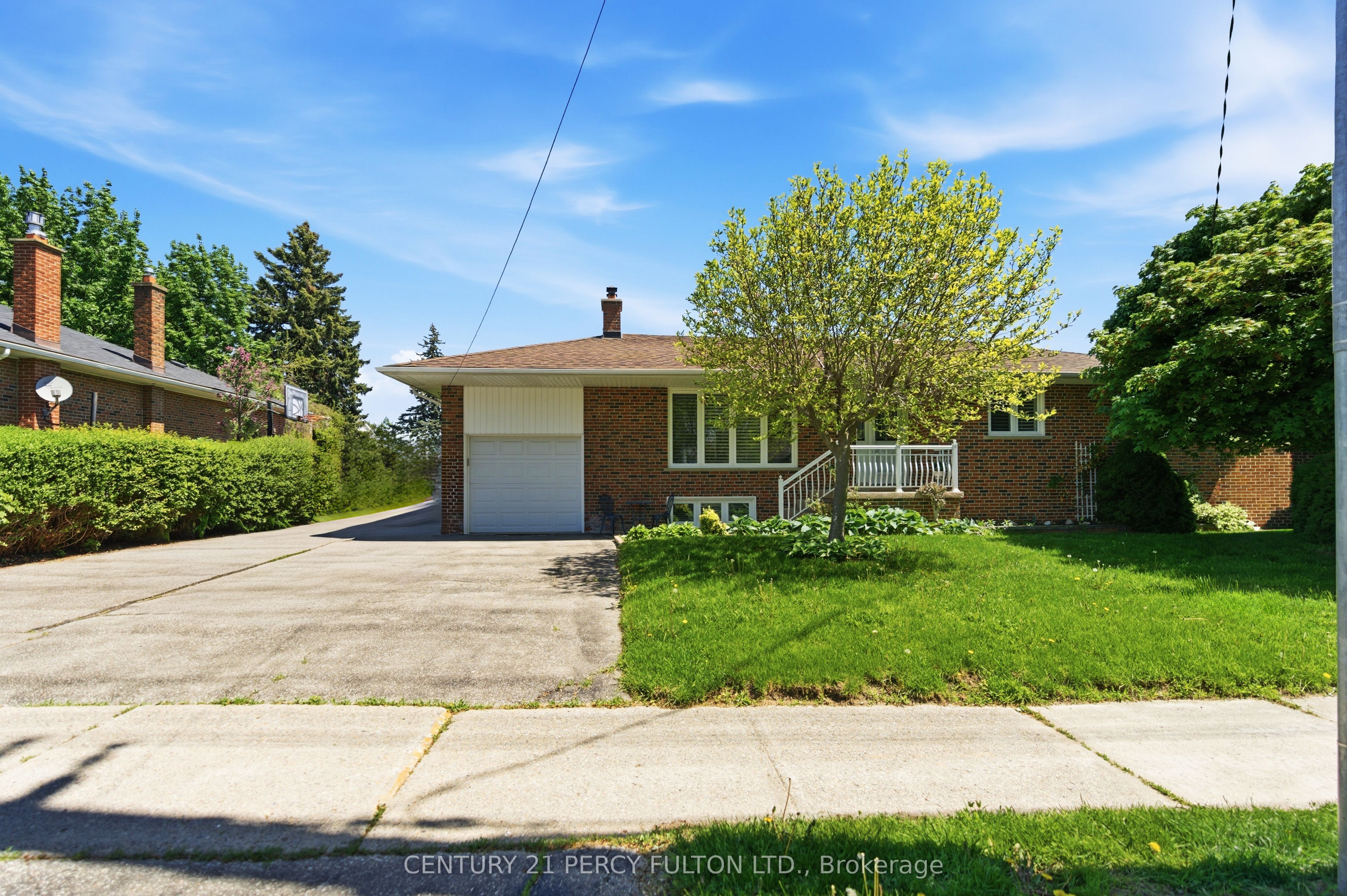 2553 Stillmeadow Road, Mississauga, ON, L5B 1X8 photo 2