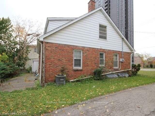 Additional image 2 of 342 King St N Street N, Waterloo, ON, N2J 2Z2