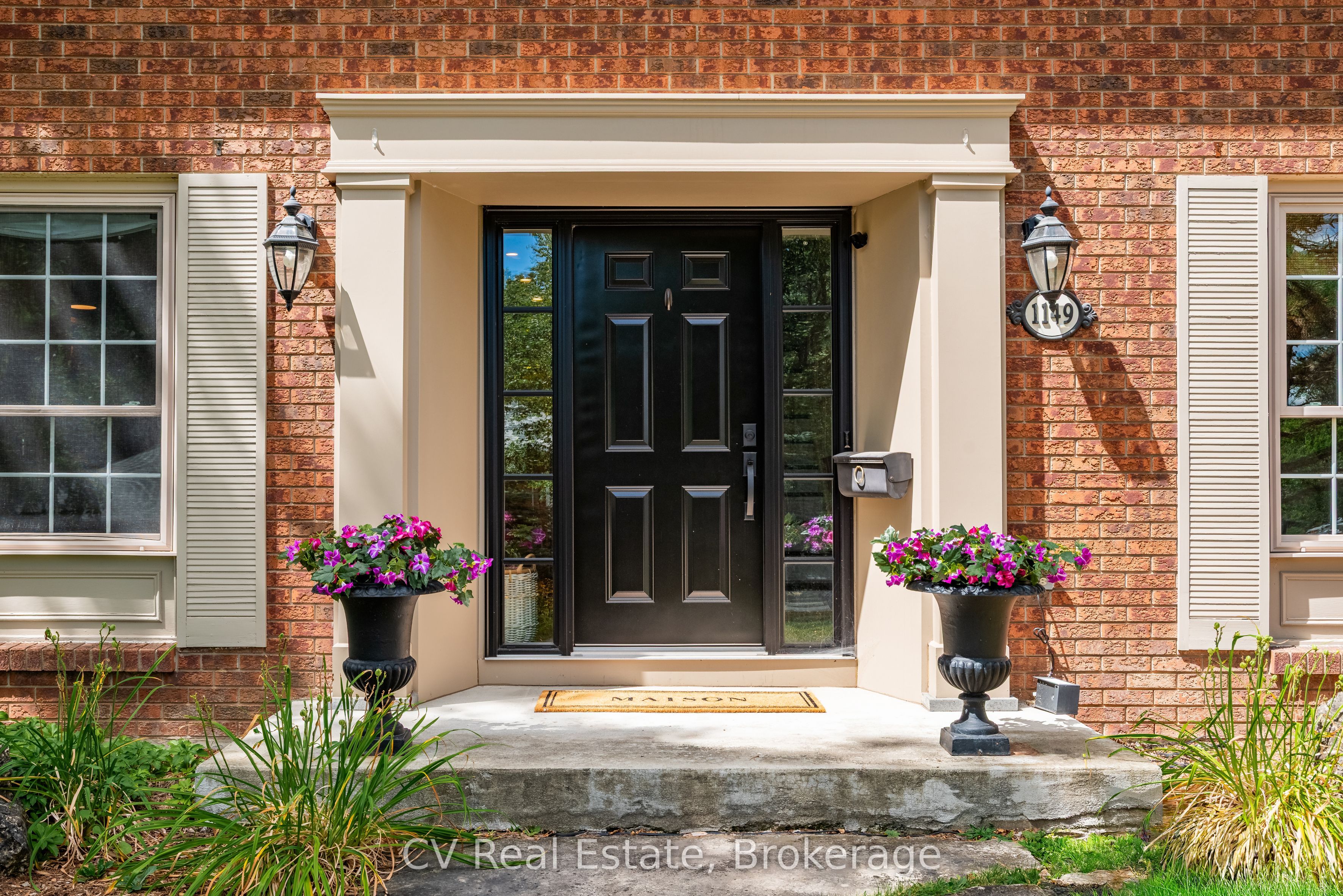Additional image 2 of 1149 Crofton Way, Burlington, ON, L7P 3A8
