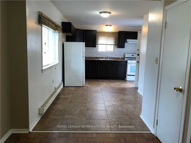 Main-61 Cedar Drive, Toronto, ON, M1J 3E9 photo 4