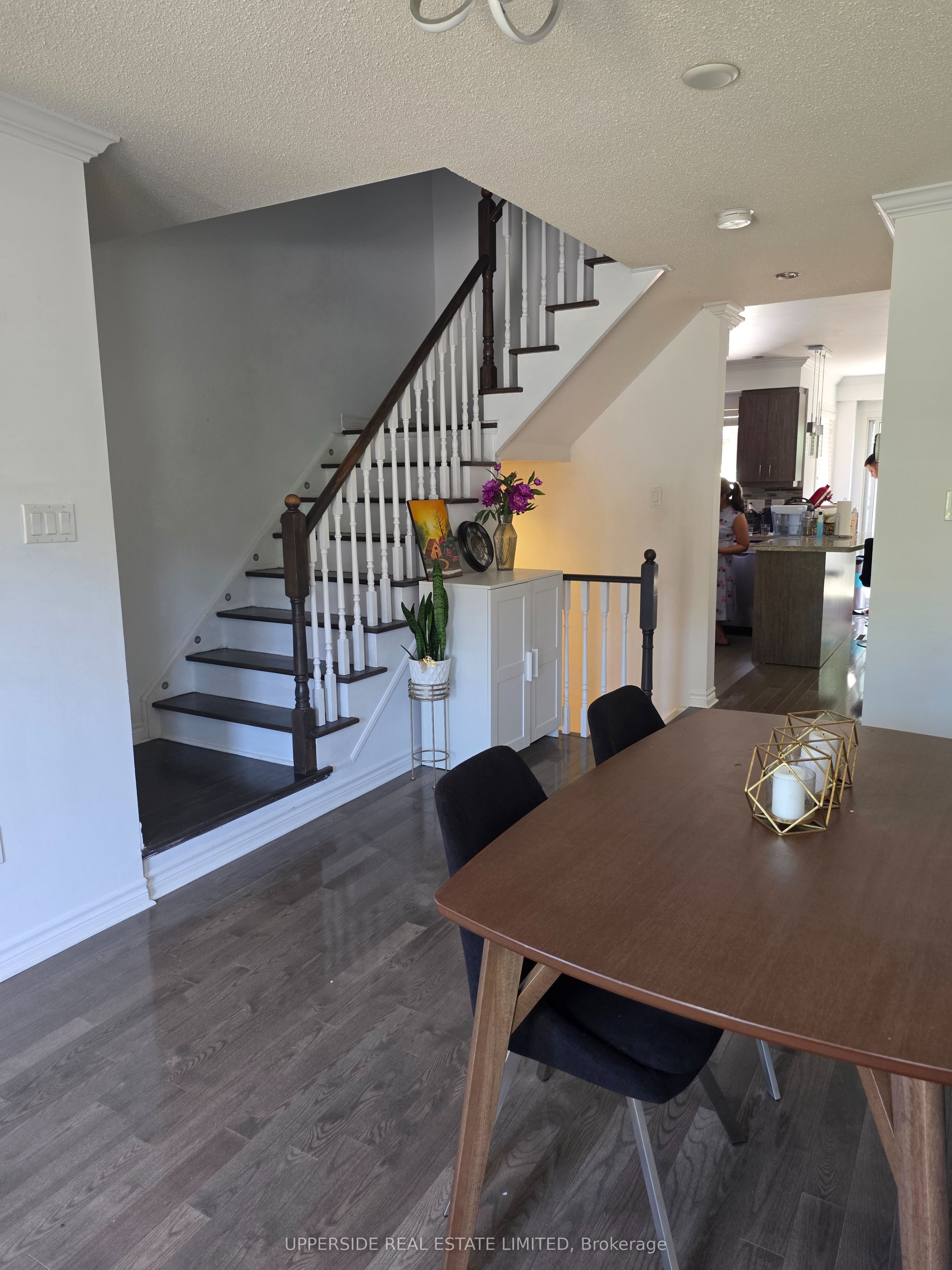 91 Grasslands Avenue, Richmond Hill, ON, L4B 4K5 photo 4