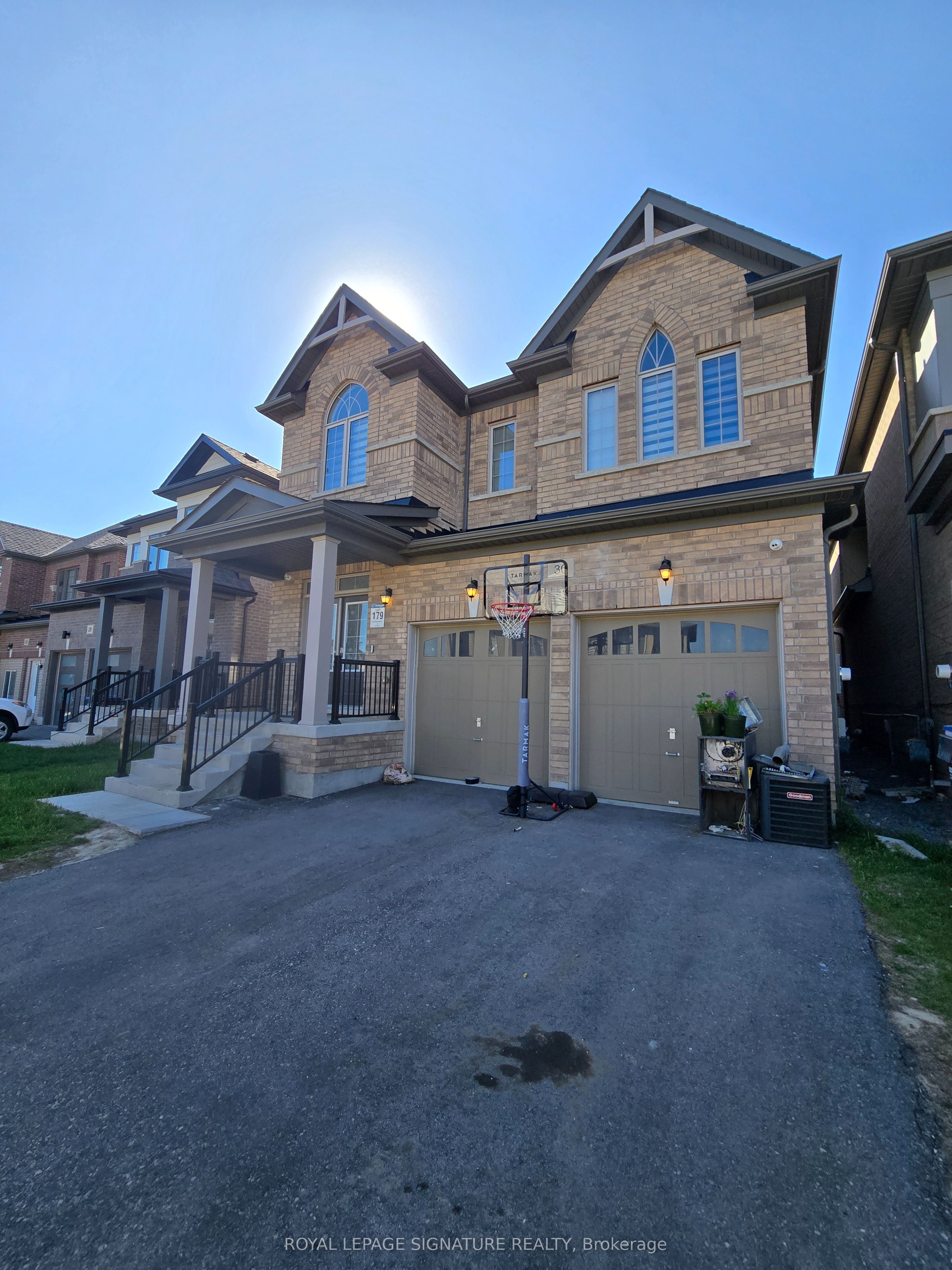 30 Spinland Street, Caledon, ON, L7C 1Z9