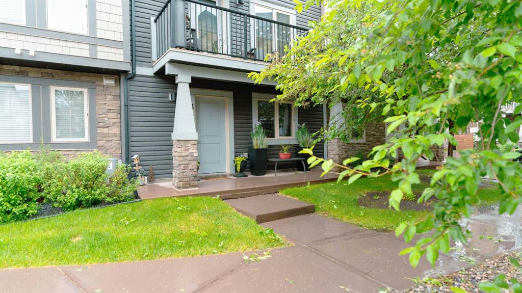 340 Legacy Point SE, Calgary, AB, T2X 3Z3 photo 3