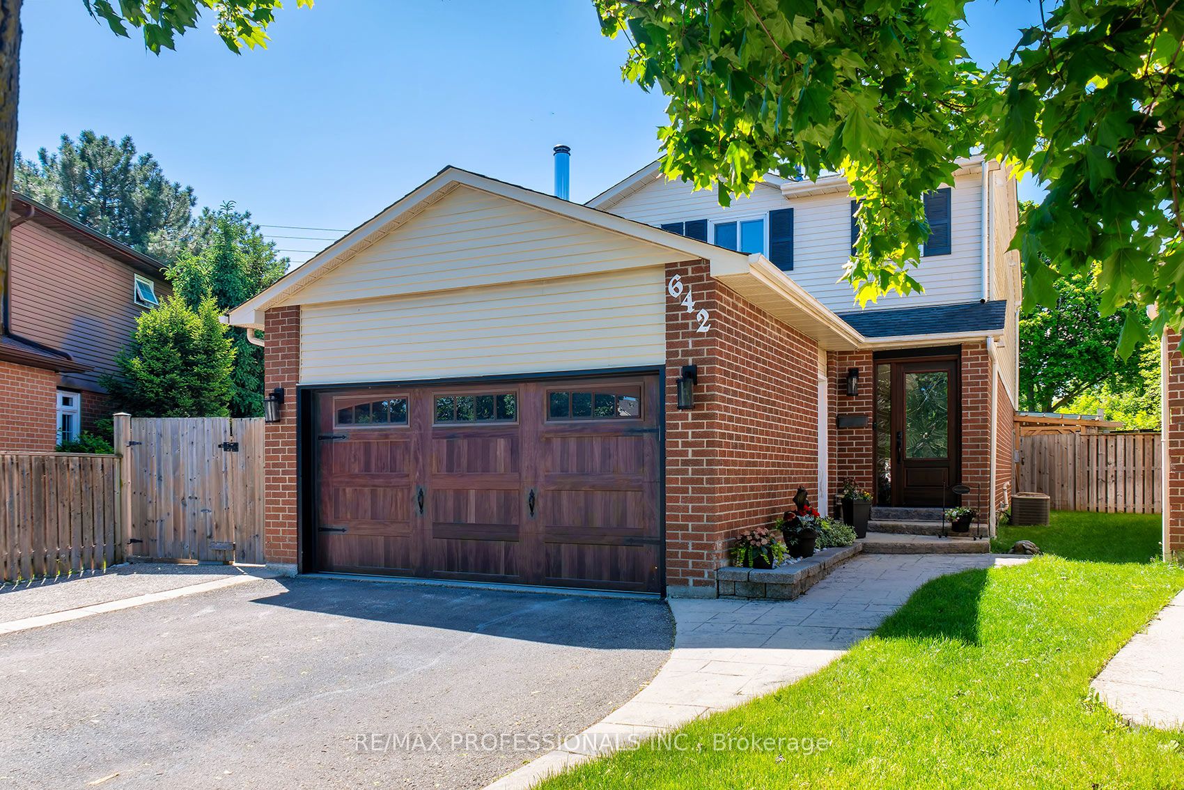 642 Roseheath Drive, Milton, ON, L9T 4V6