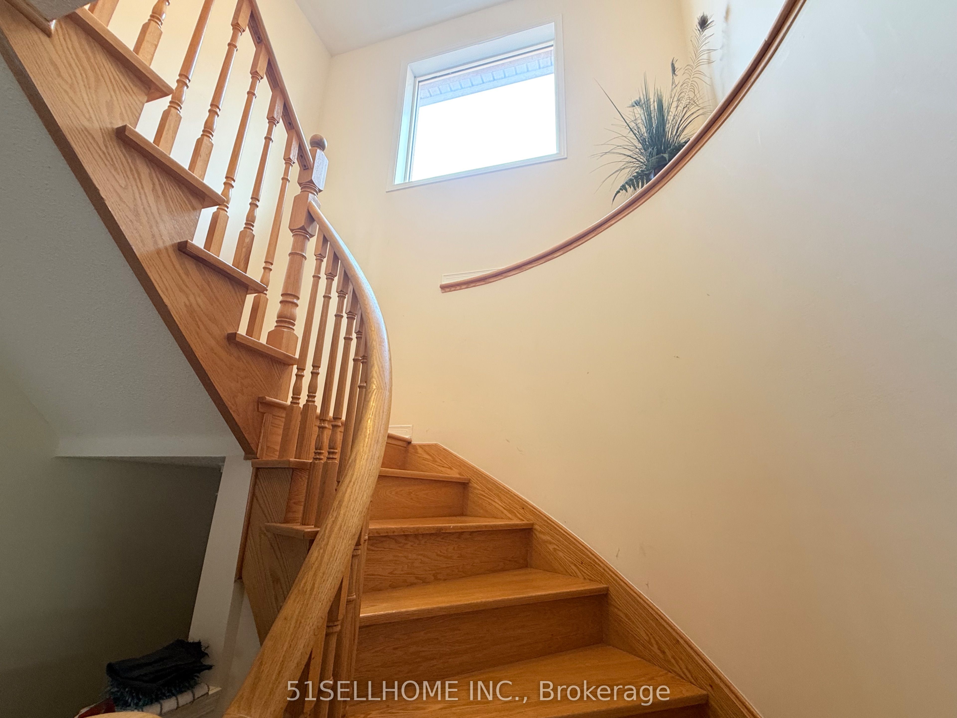 Additional image 5 of 5053 Dubonet Drive, Mississauga, ON, L5M 7X7