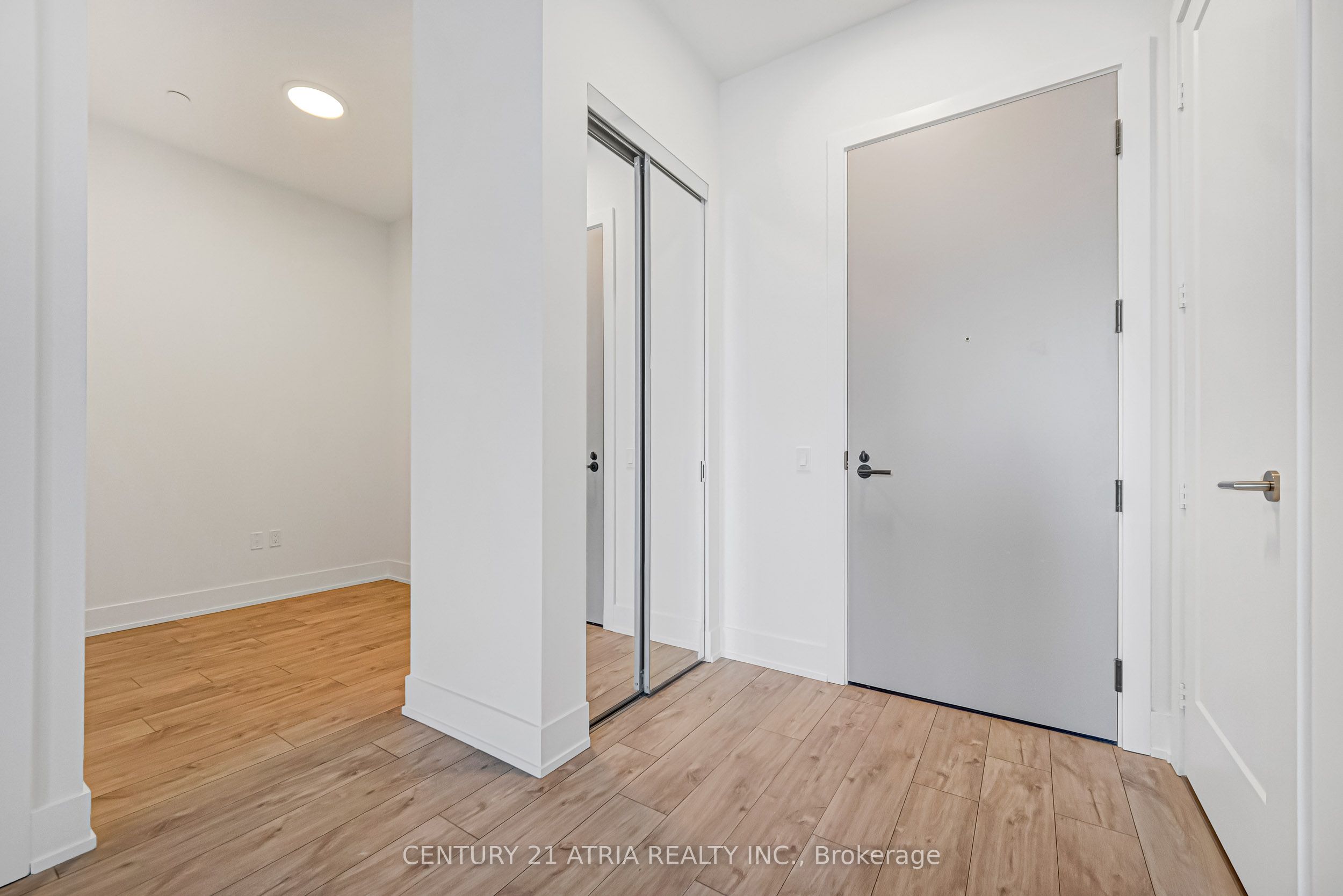 Additional image 4 of 207-858 Dupont Street, Toronto, ON, M6G 0C1