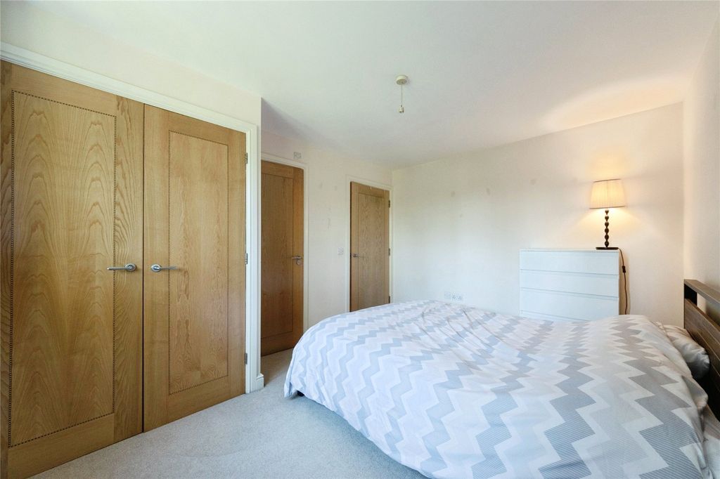Additional image 6 of 2 bed flat for saleEvesham Road, Redditch, Worcestershire B97