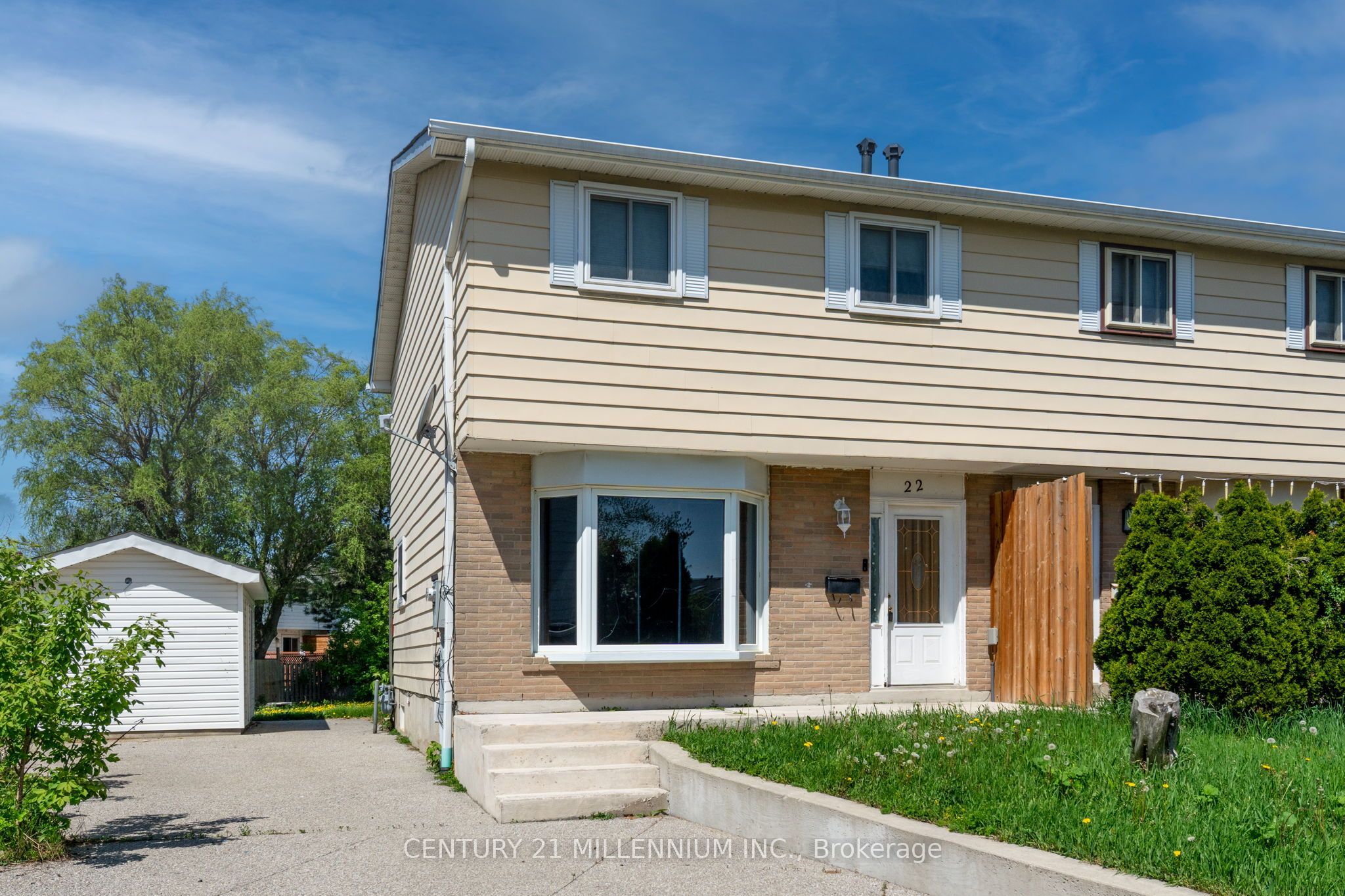 22 Griselda Court, Brampton, ON, L6S 1M6