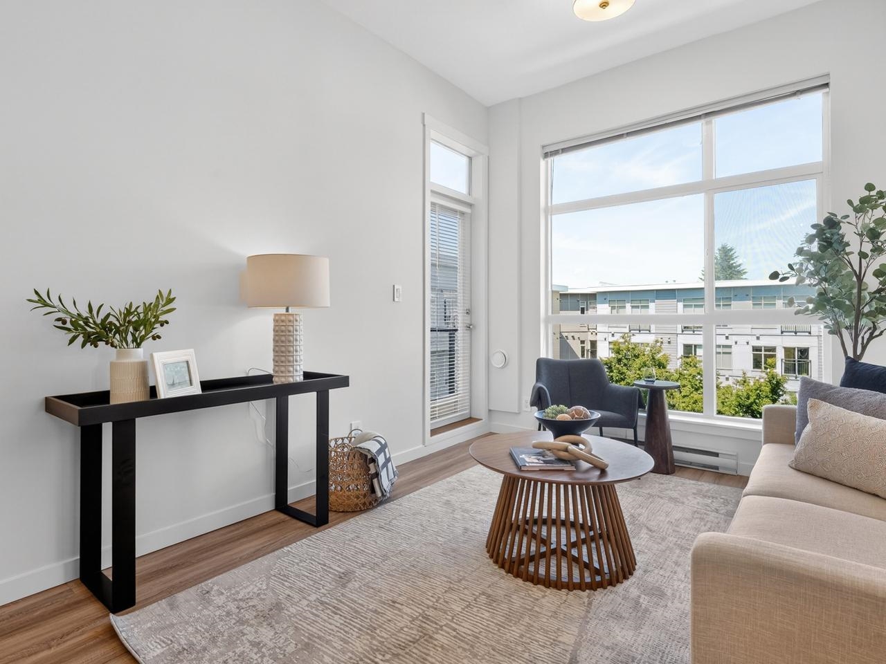 Additional image 3 of 514-13733 107a Street, Surrey, BC, V3T 0B7