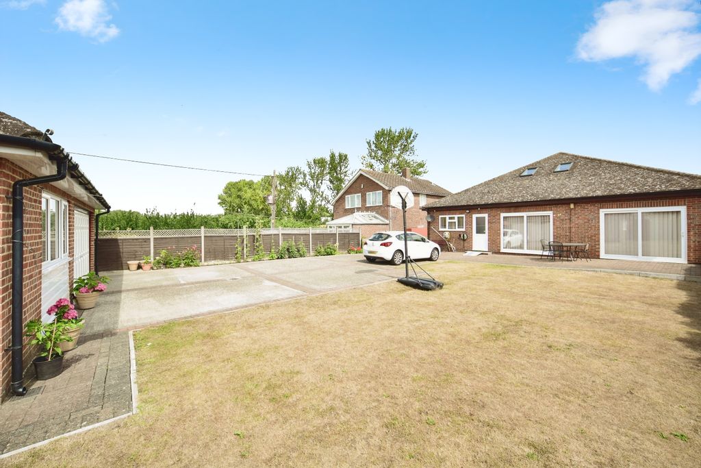 Additional image 2 of 4 bed detached bungalow for saleHigham Road, Rochester ME3