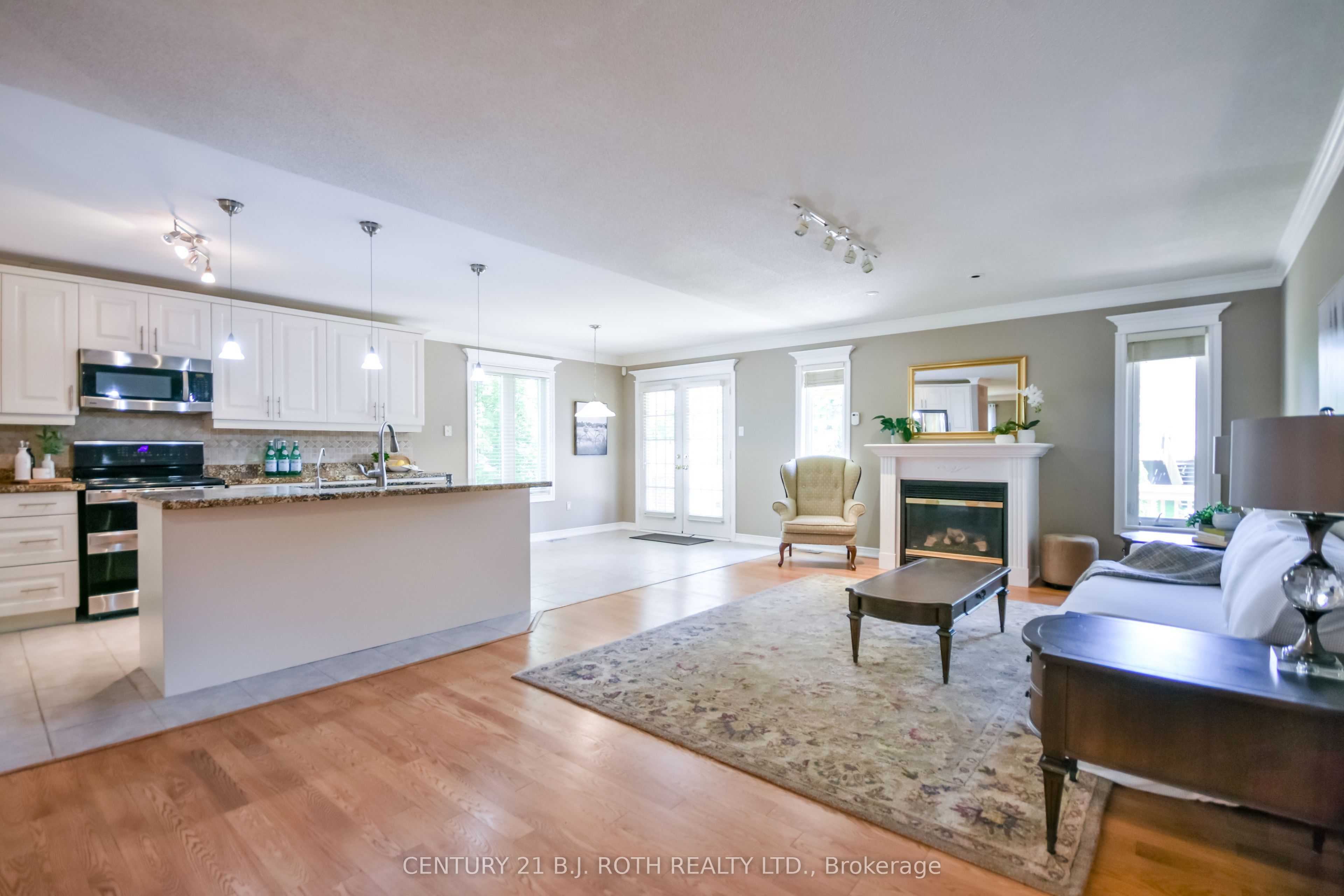 Additional image 4 of 112 Silver Birch Avenue, Wasaga Beach, ON, L9Z 1N2
