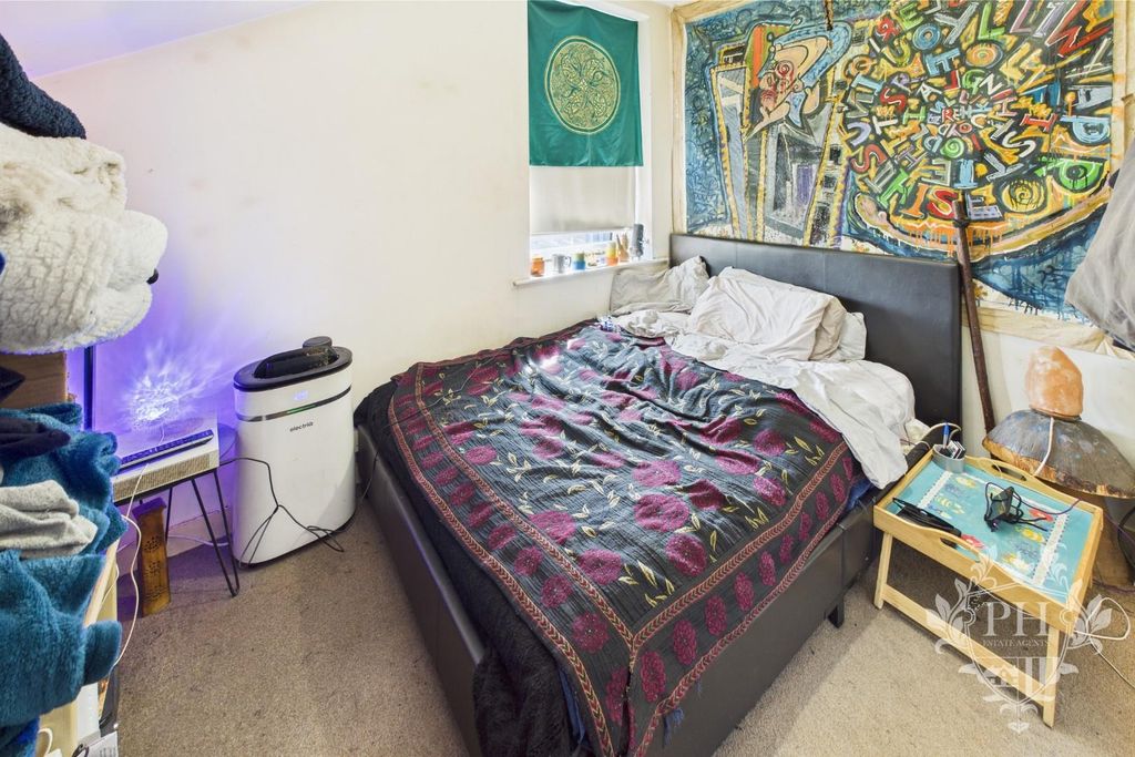 Additional image 4 of 2 bed flat for saleCoatham House, Coatham Road, Redcar TS10