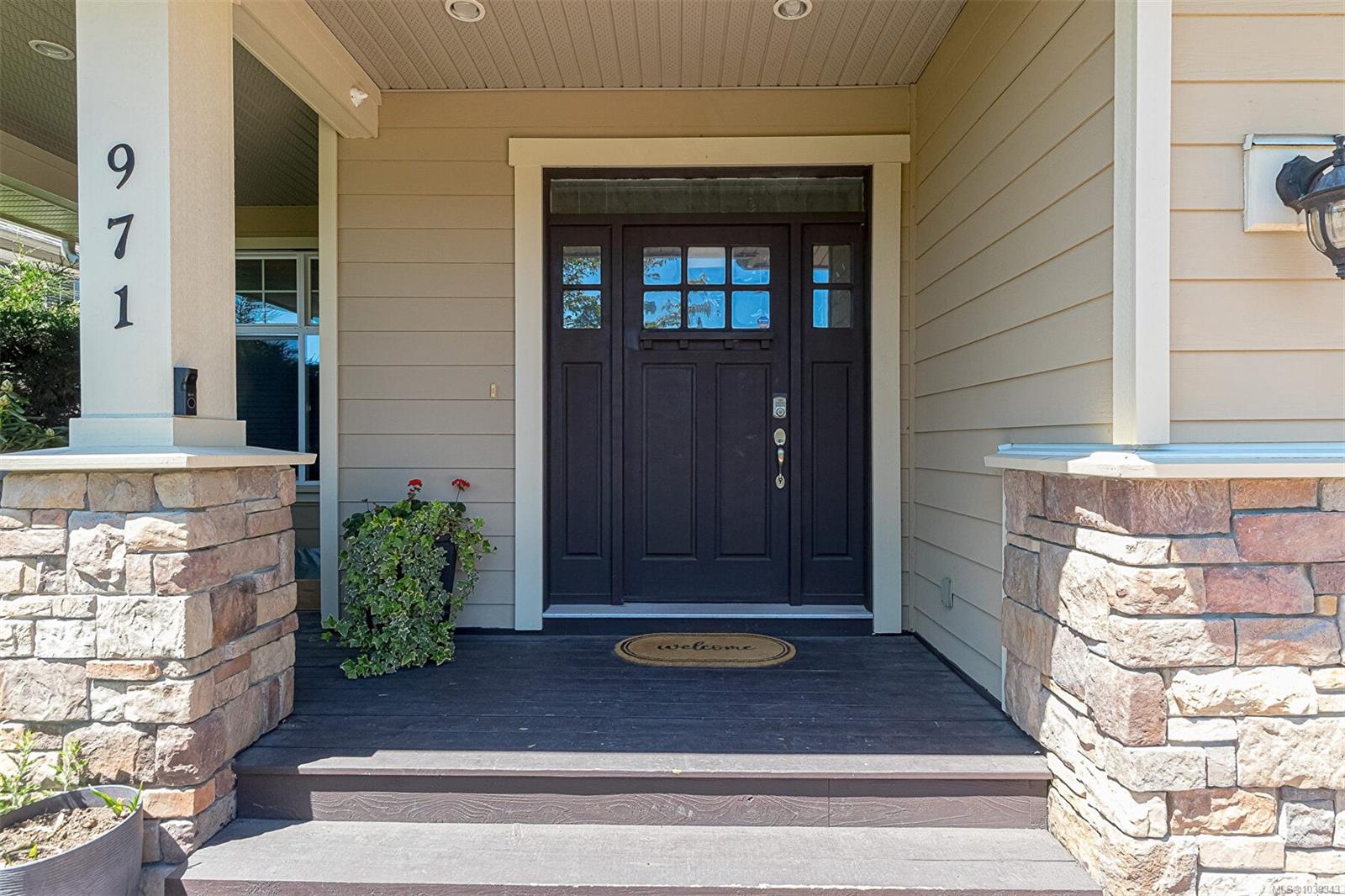 Additional image 4 of 971 Gade Road, Langford, BC, V9B 0G8