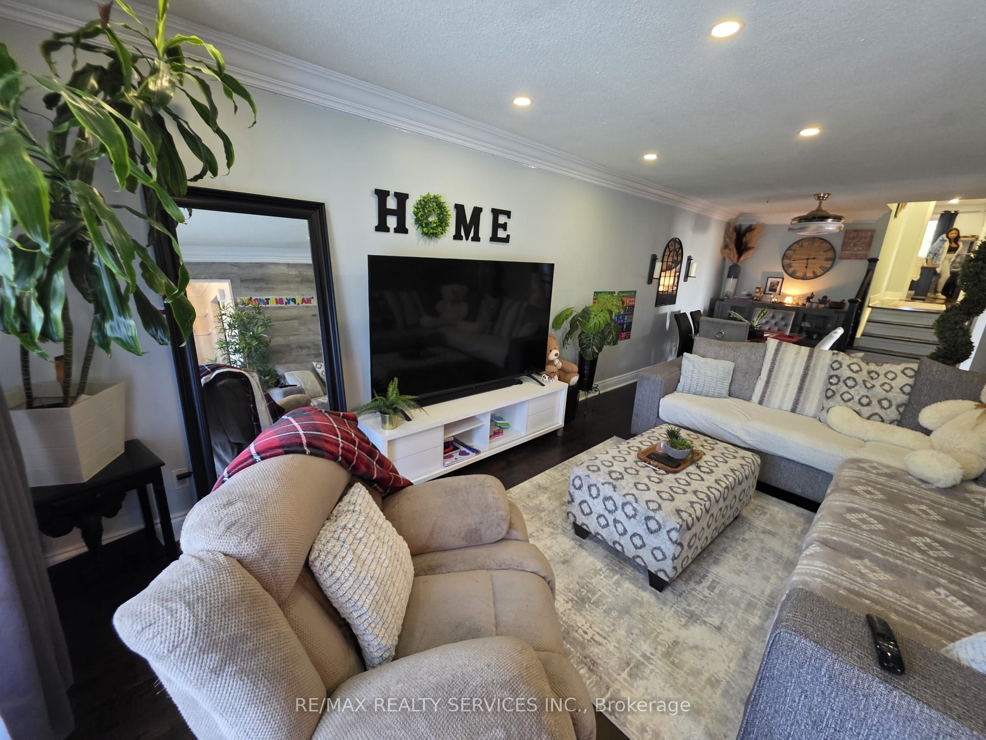 24 Kindle Court, Brampton, ON, L6Z 1B2 photo 5