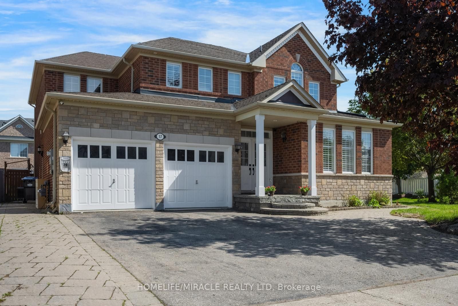 17 Latania Boulevard, Brampton, ON, L6P 1S8 photo 2
